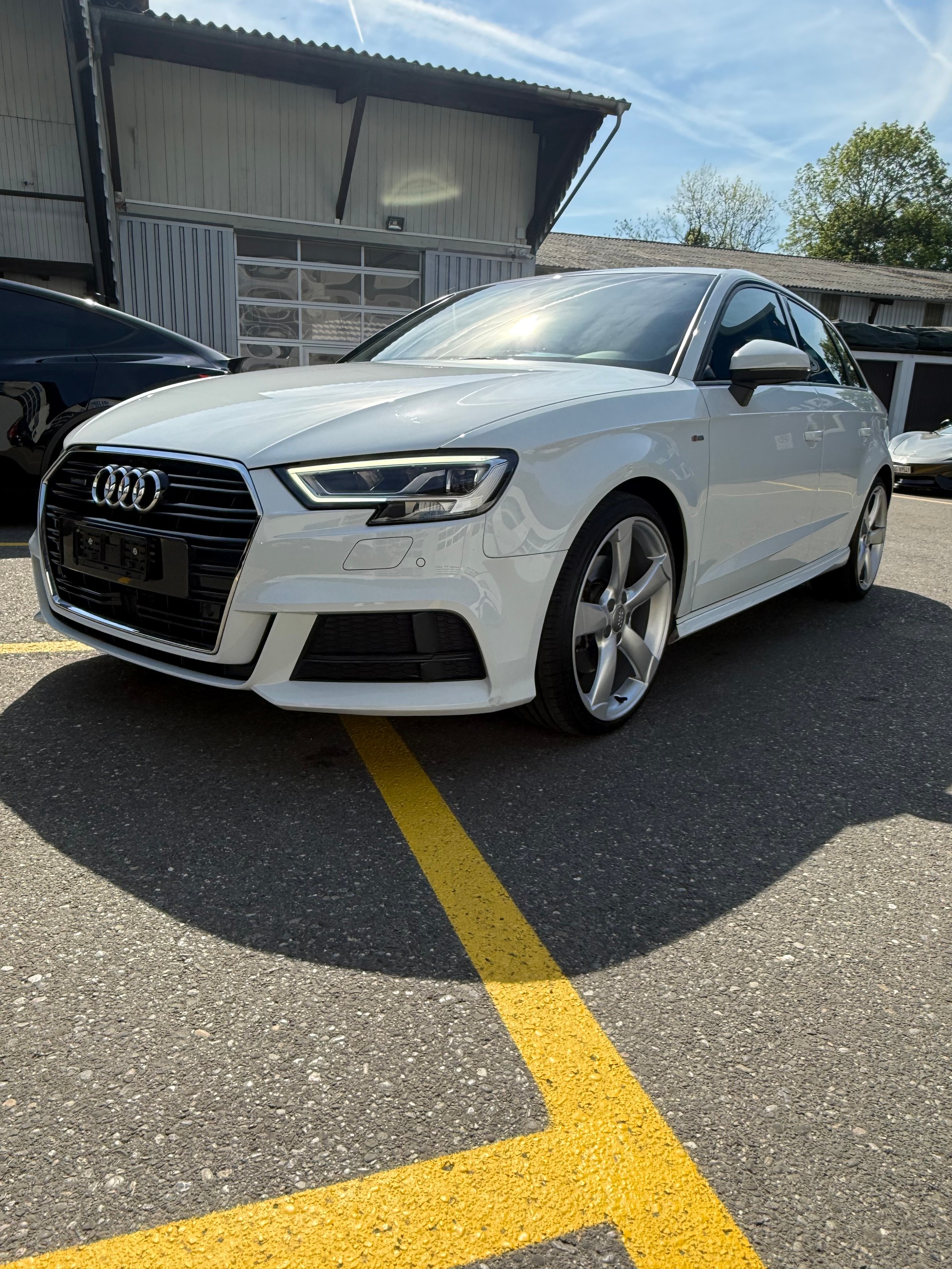 AUDI A3 Sportback 2.0 TDI Sport S-tronic quattro-image-1