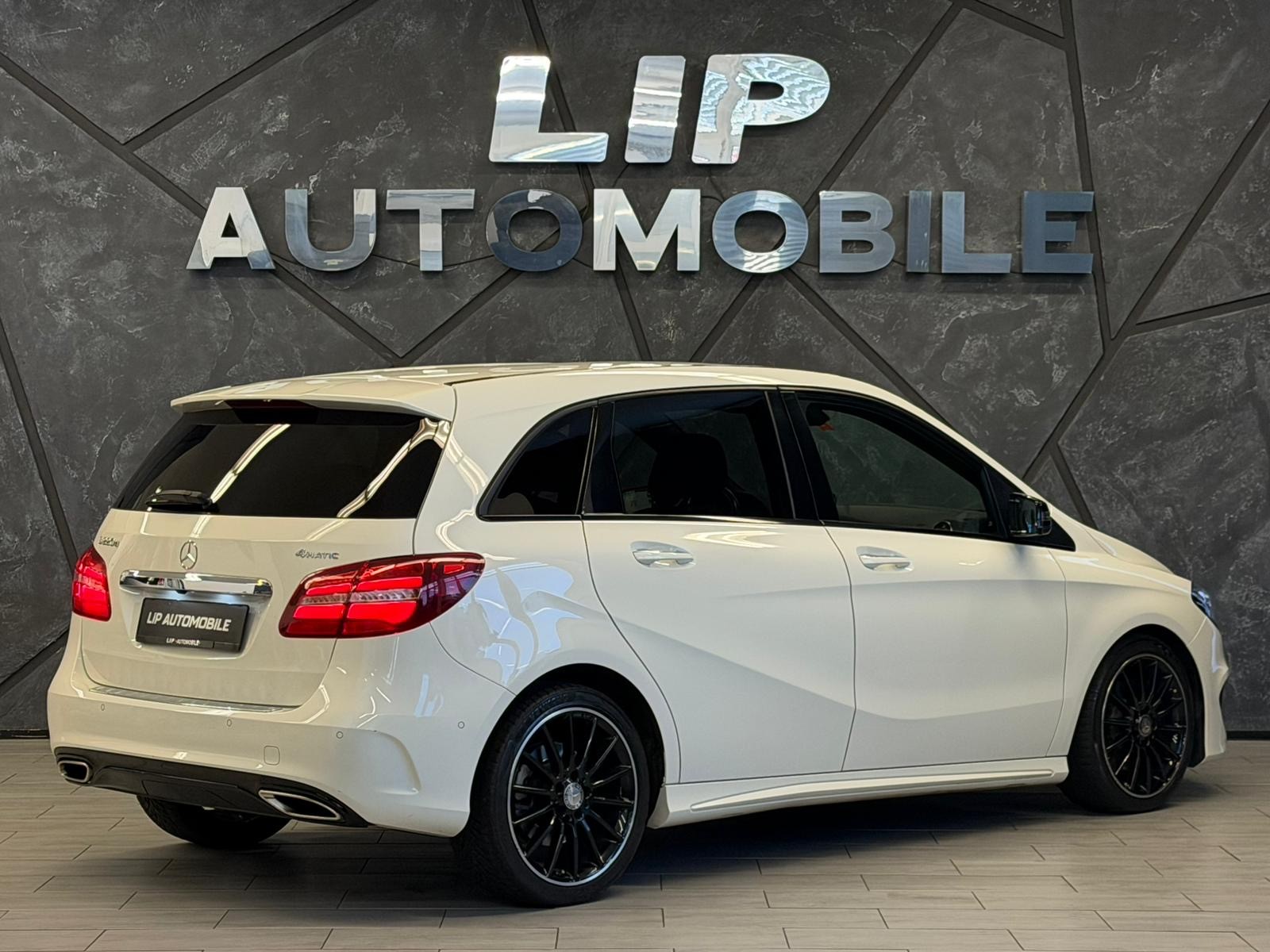 MERCEDES-BENZ B 220 CDI Swiss Star Edition AMG Line 4Matic-image-5