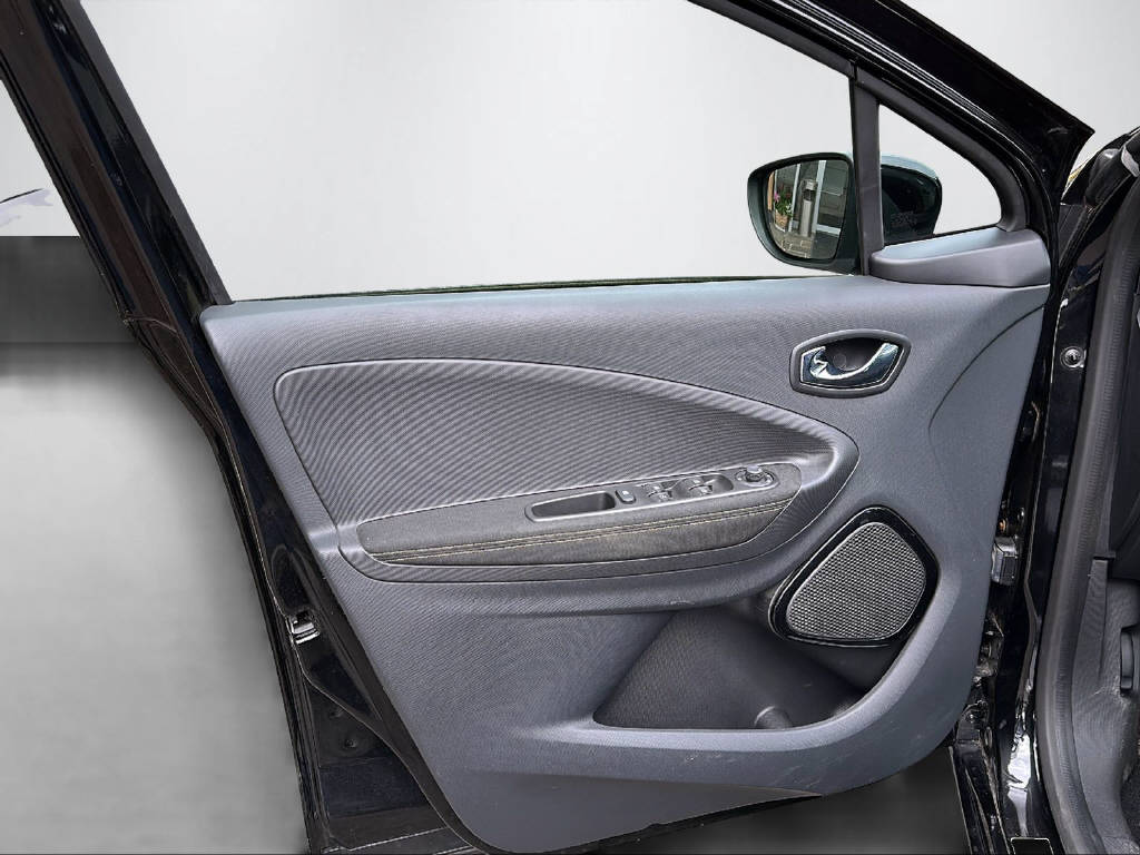 RENAULT Zoe R110 Limited-image-8