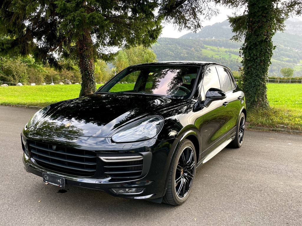 PORSCHE GTS PDK - Facelift-image-1