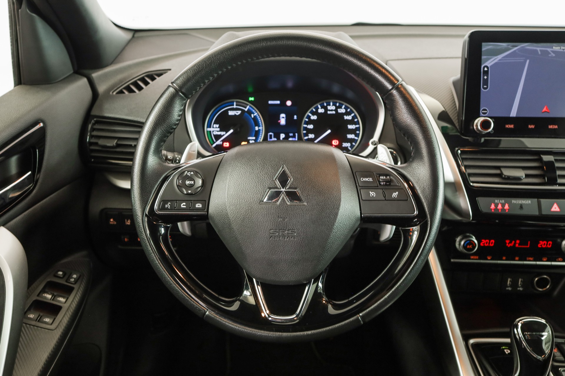 MITSUBISHI Eclipse Cross 2.4 PHEV Instyle+ 4WD-image-9