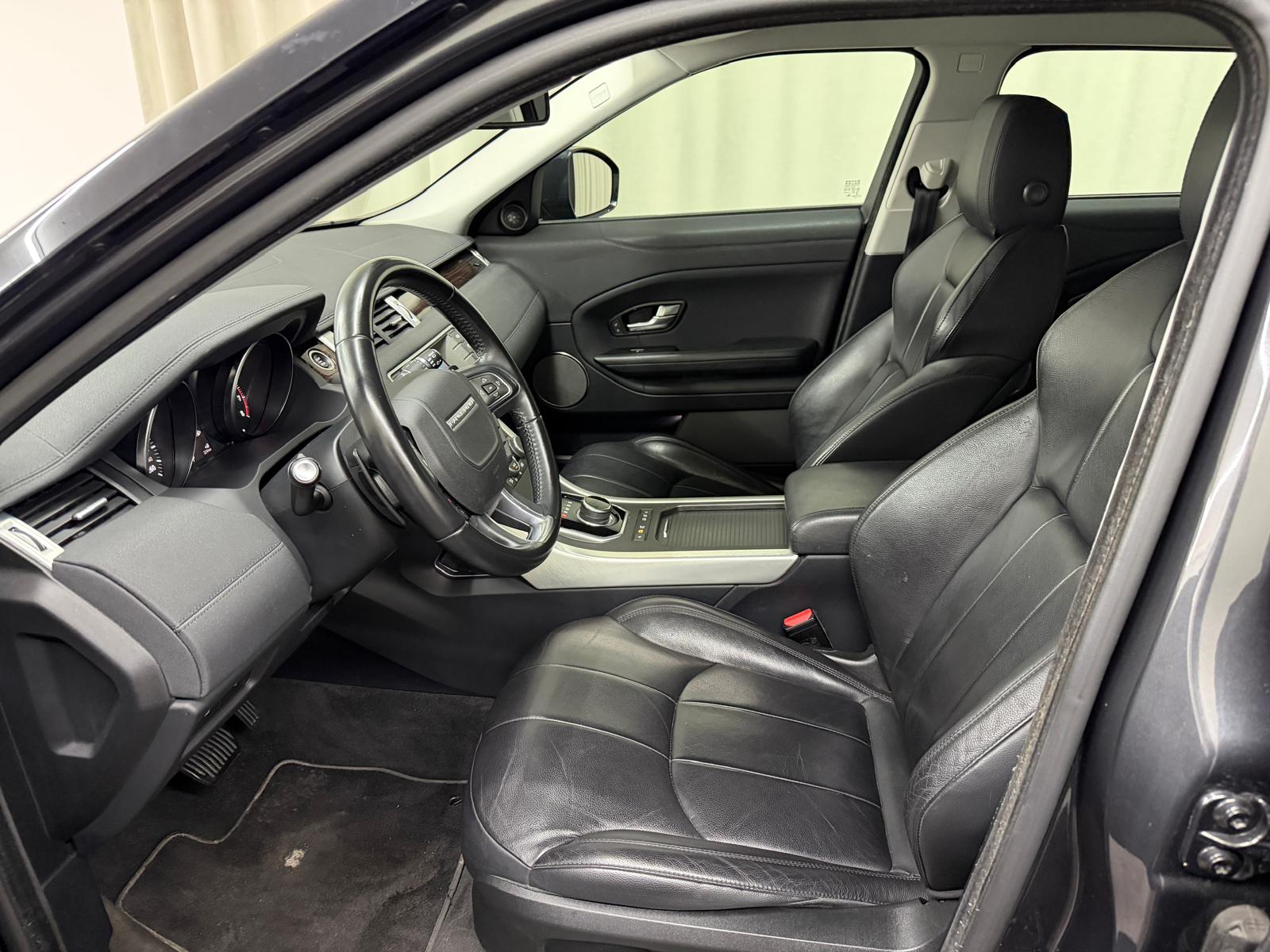 LAND ROVER Range Rover Evoque 2.0 Si4 Pure AT9-image-6