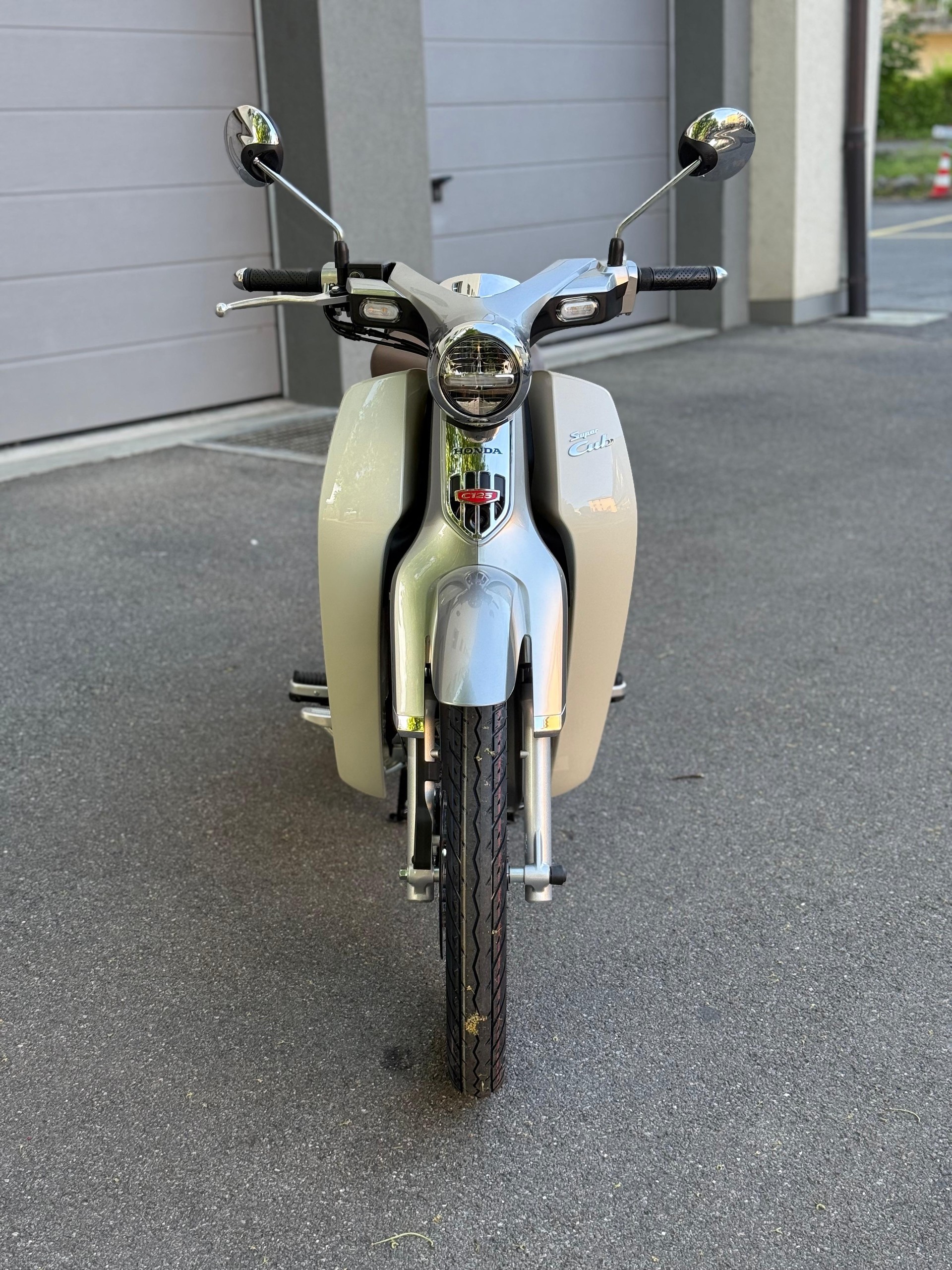 HONDA C 125 Super Cub-image-4