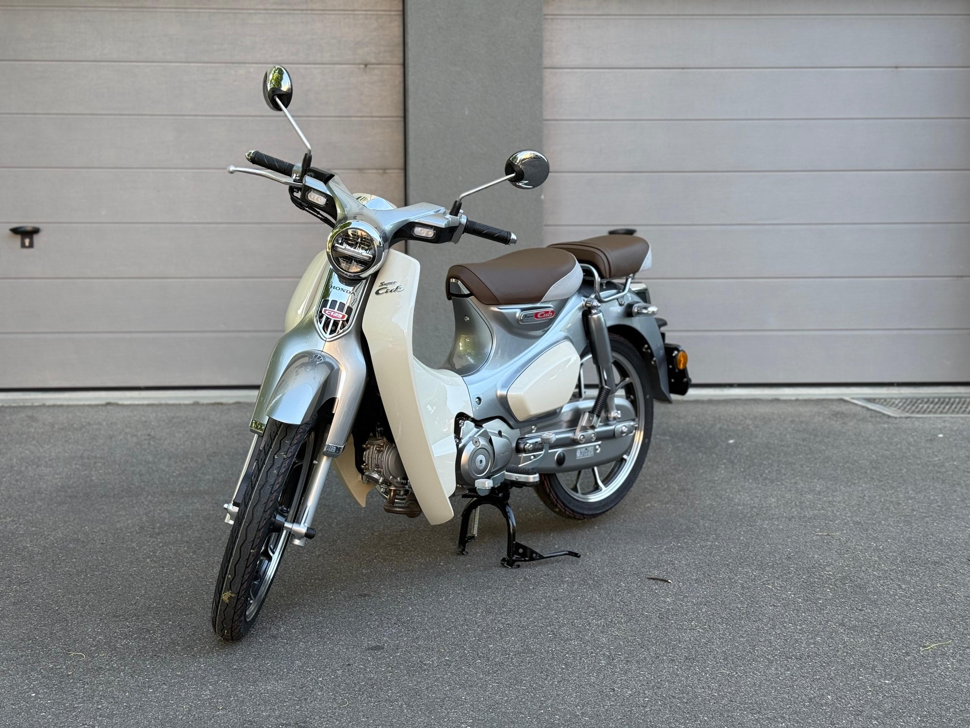HONDA C 125 Super Cub