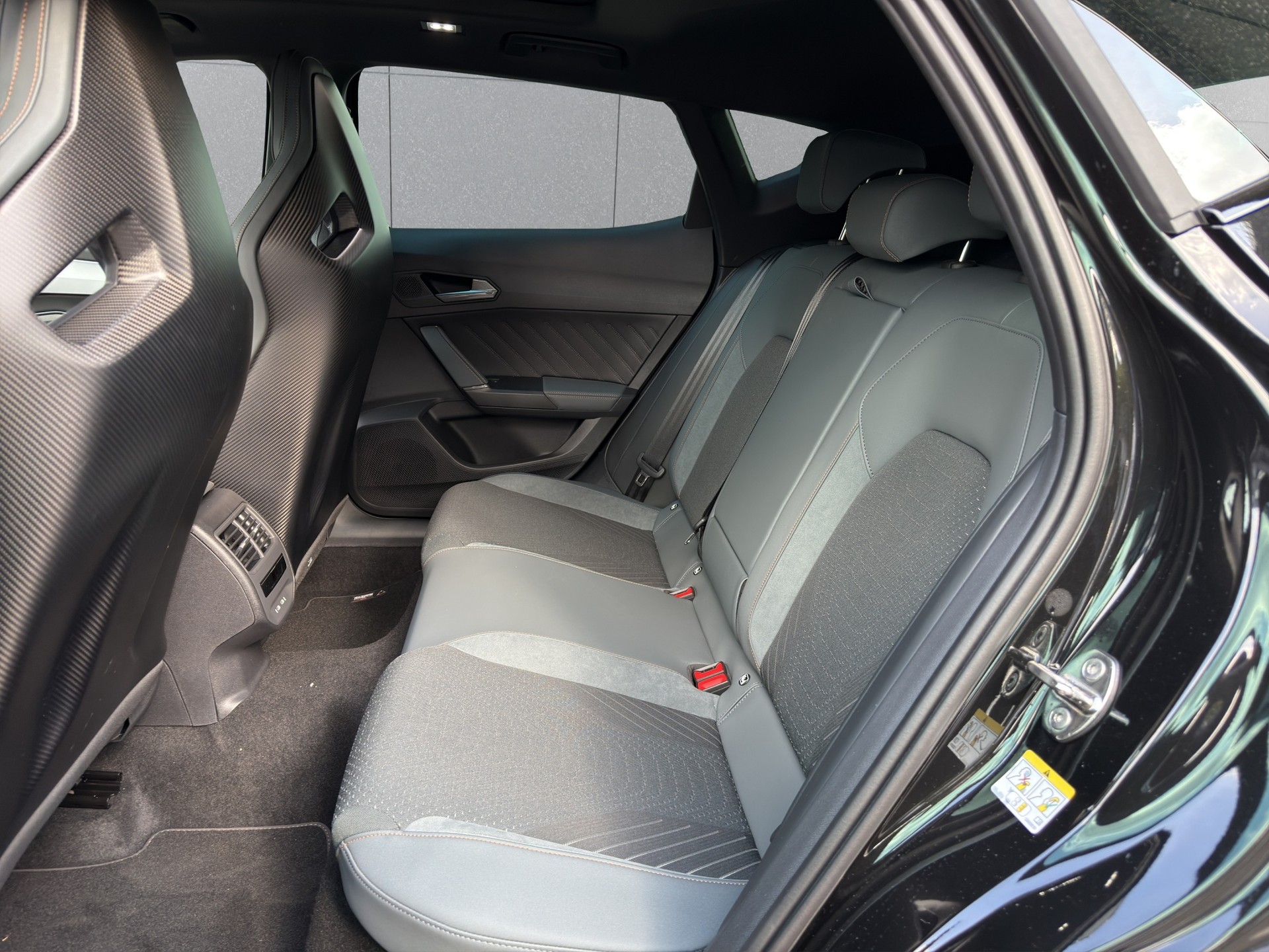 CUPRA Formentor 2.5TSI VZ5 Prime Edition 4Drive DSG-image-11