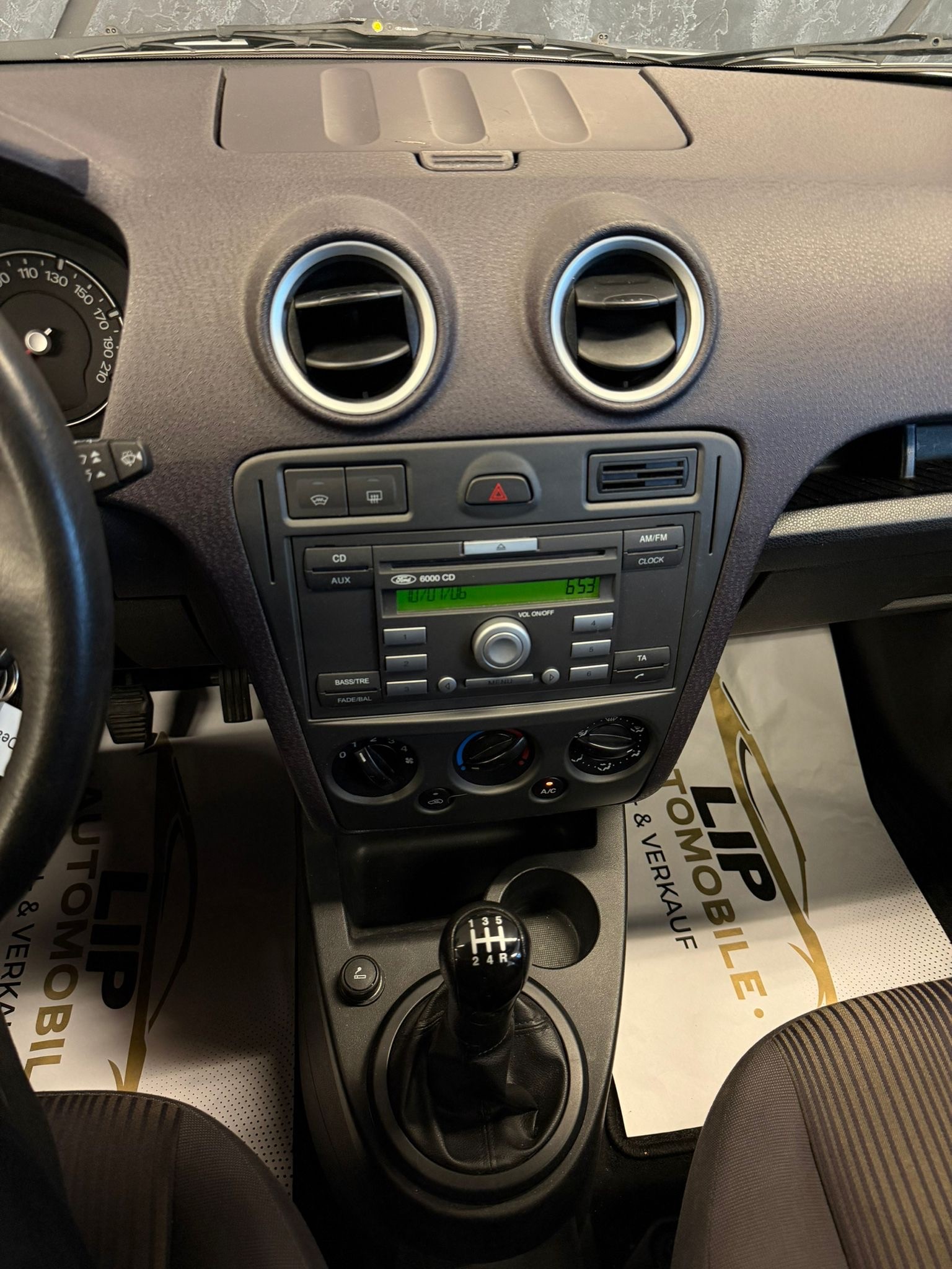FORD Fusion 1.6 16V Trend-image-11