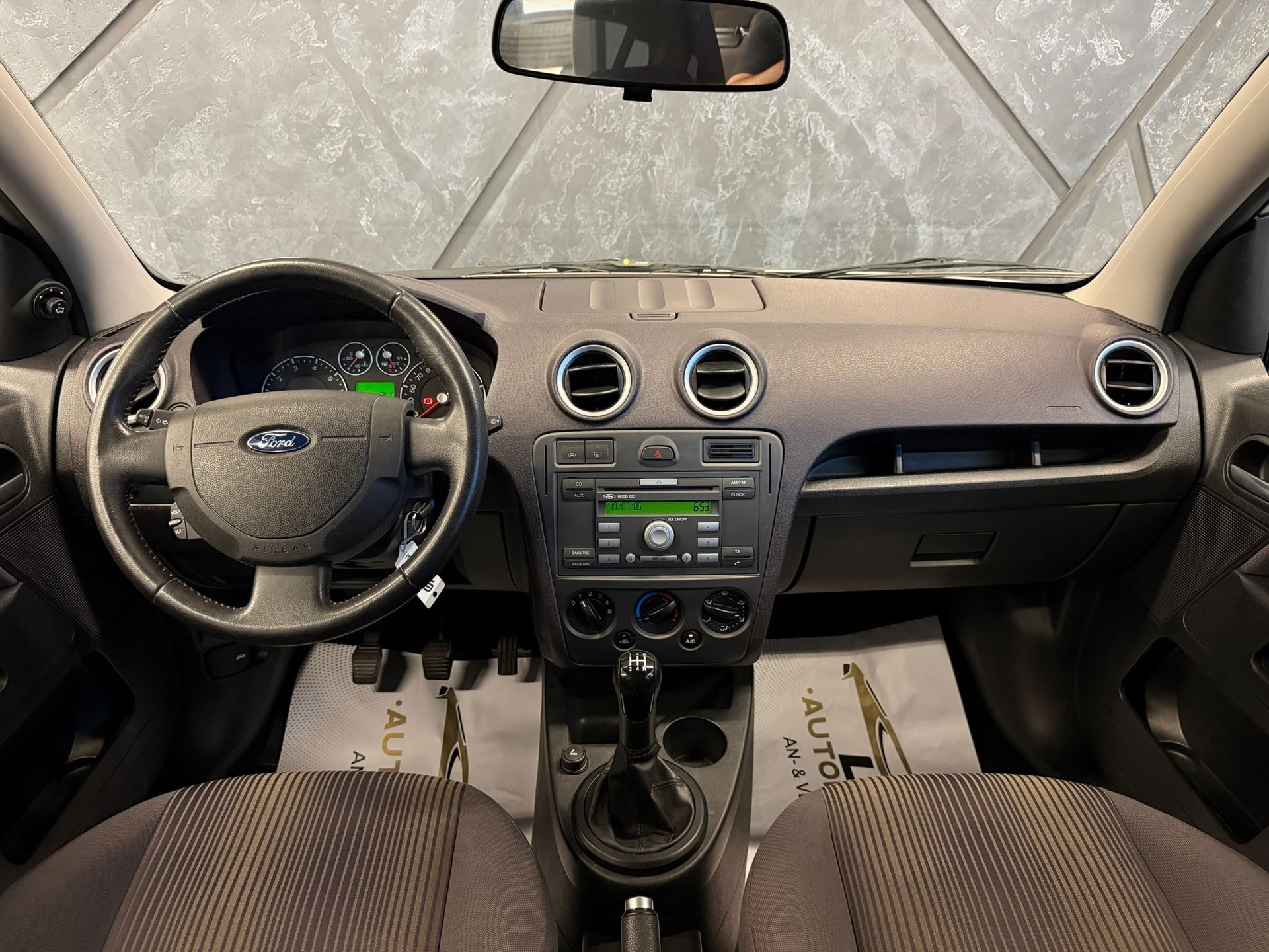 FORD Fusion 1.6 16V Trend-image-8