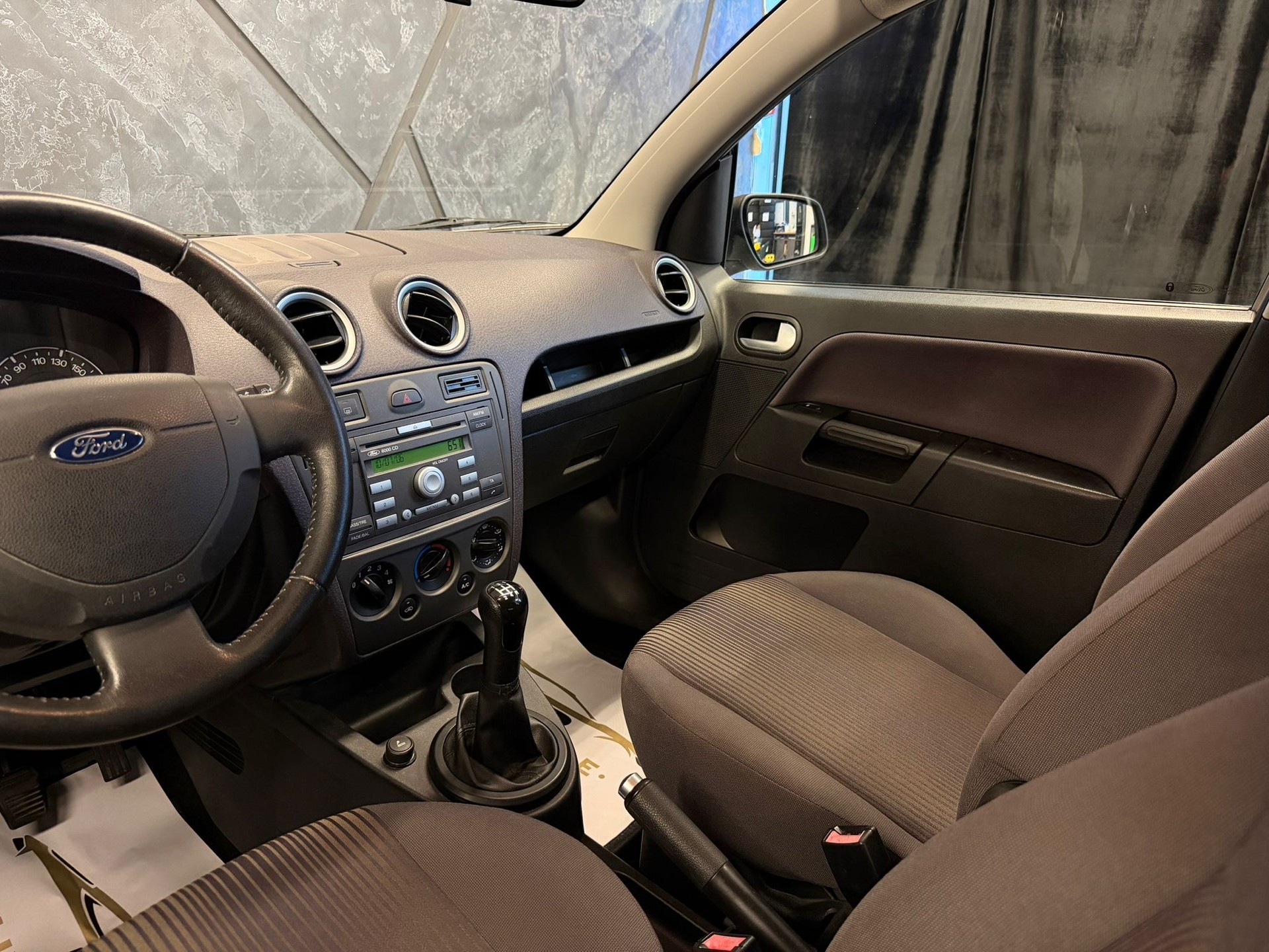 FORD Fusion 1.6 16V Trend-image-9