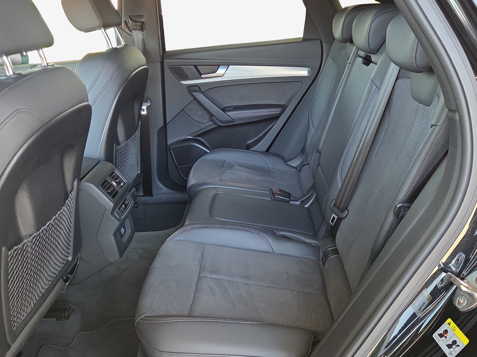 AUDI SQ5 Sportback TDI quattro tiptronic-image-11