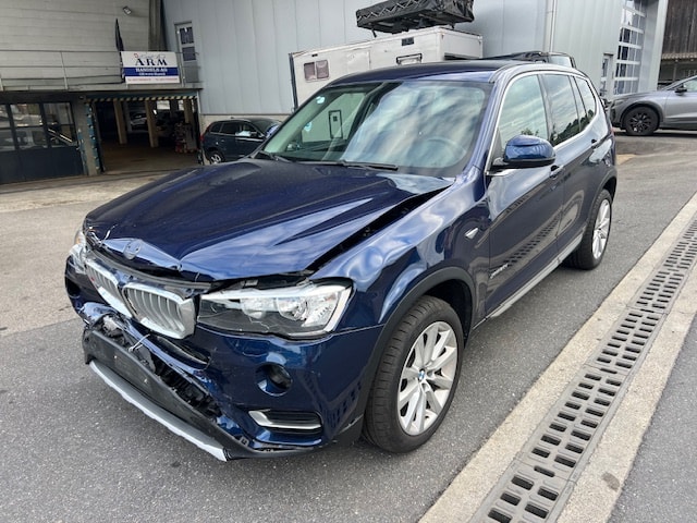BMW X3 xDrive 20d xLine-image-0