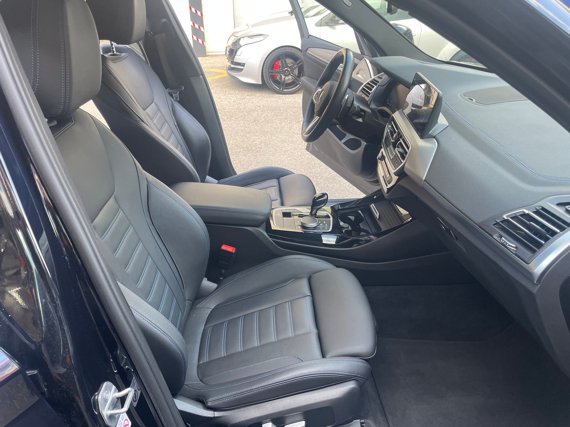 BMW X3 xDrive 48V 20d M Sport-image-12