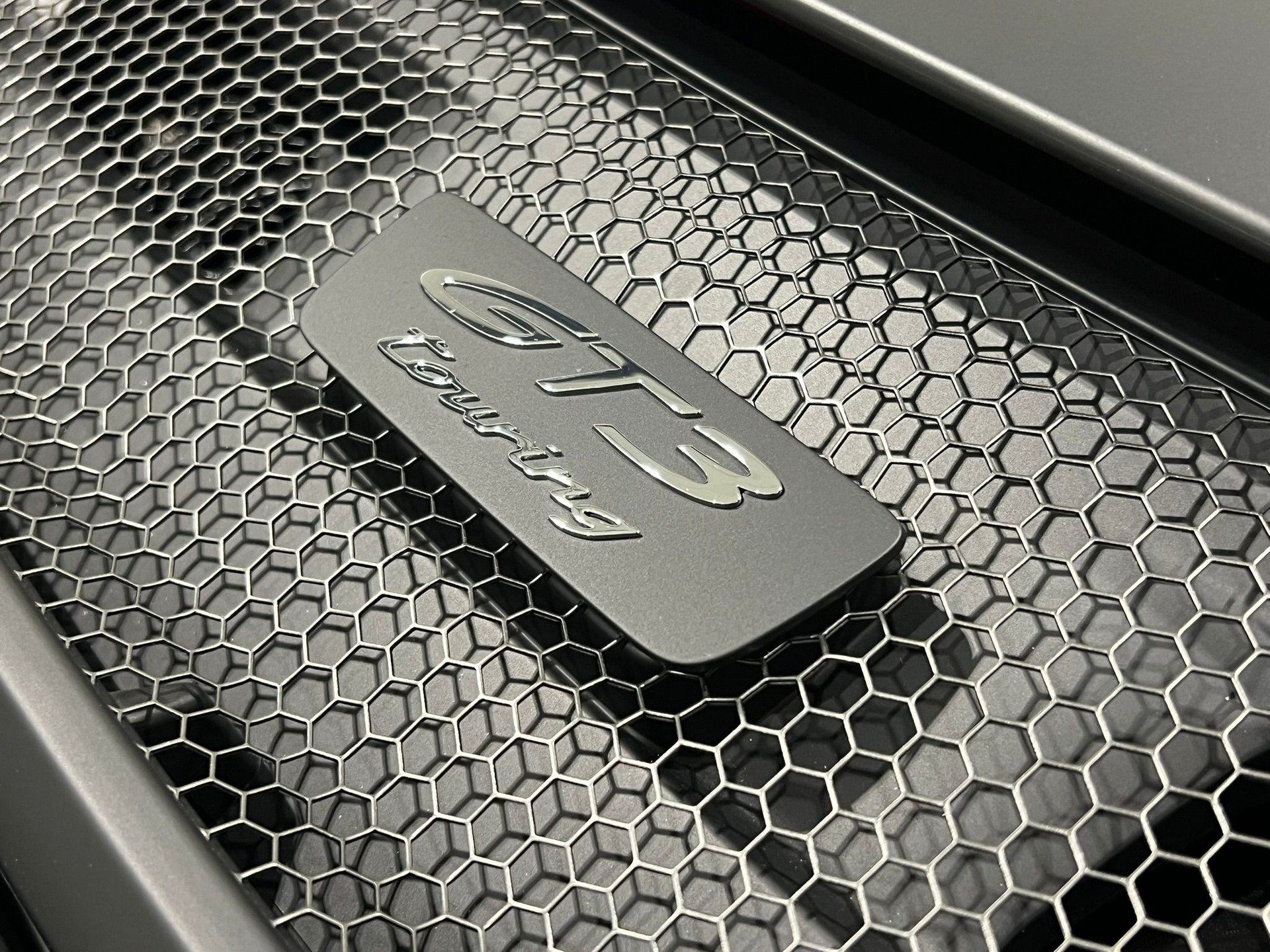 PORSCHE 911 Carrera GT3 PDK Touring-image-13