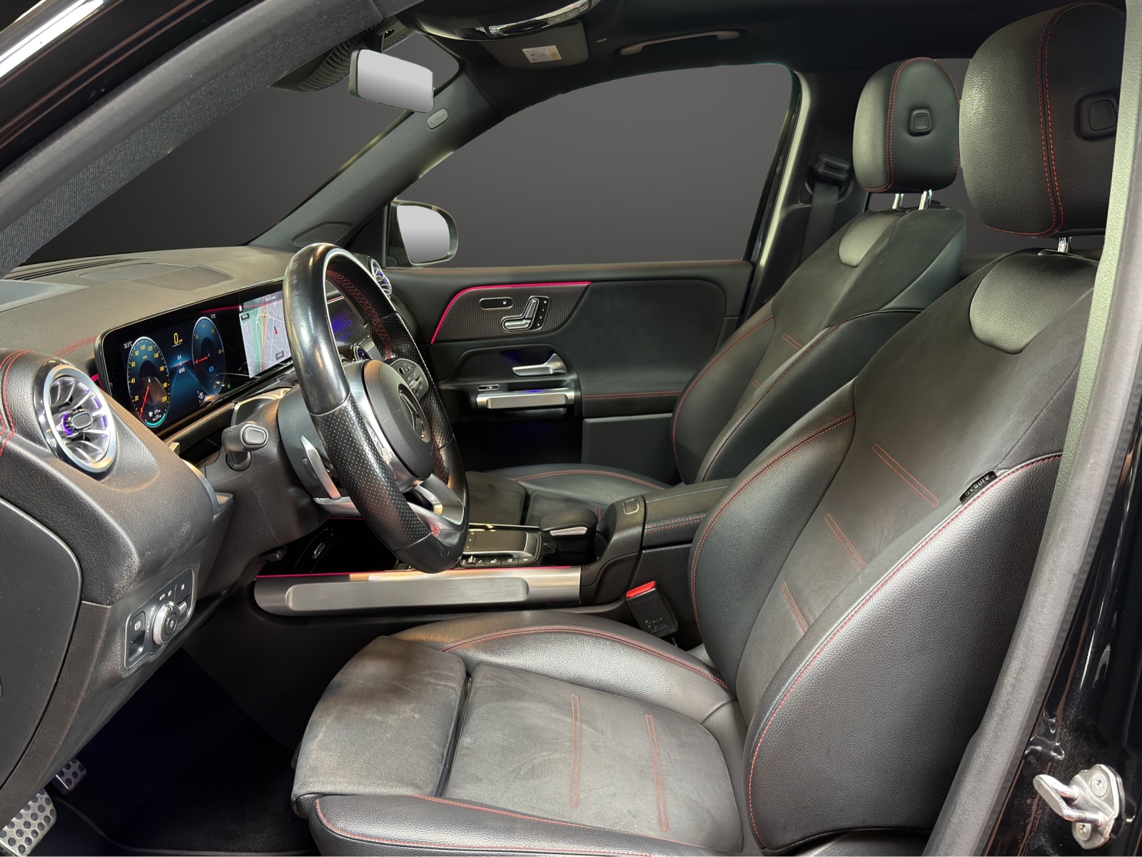 MERCEDES-BENZ EQB 350 AMG Line 4Matic-image-4