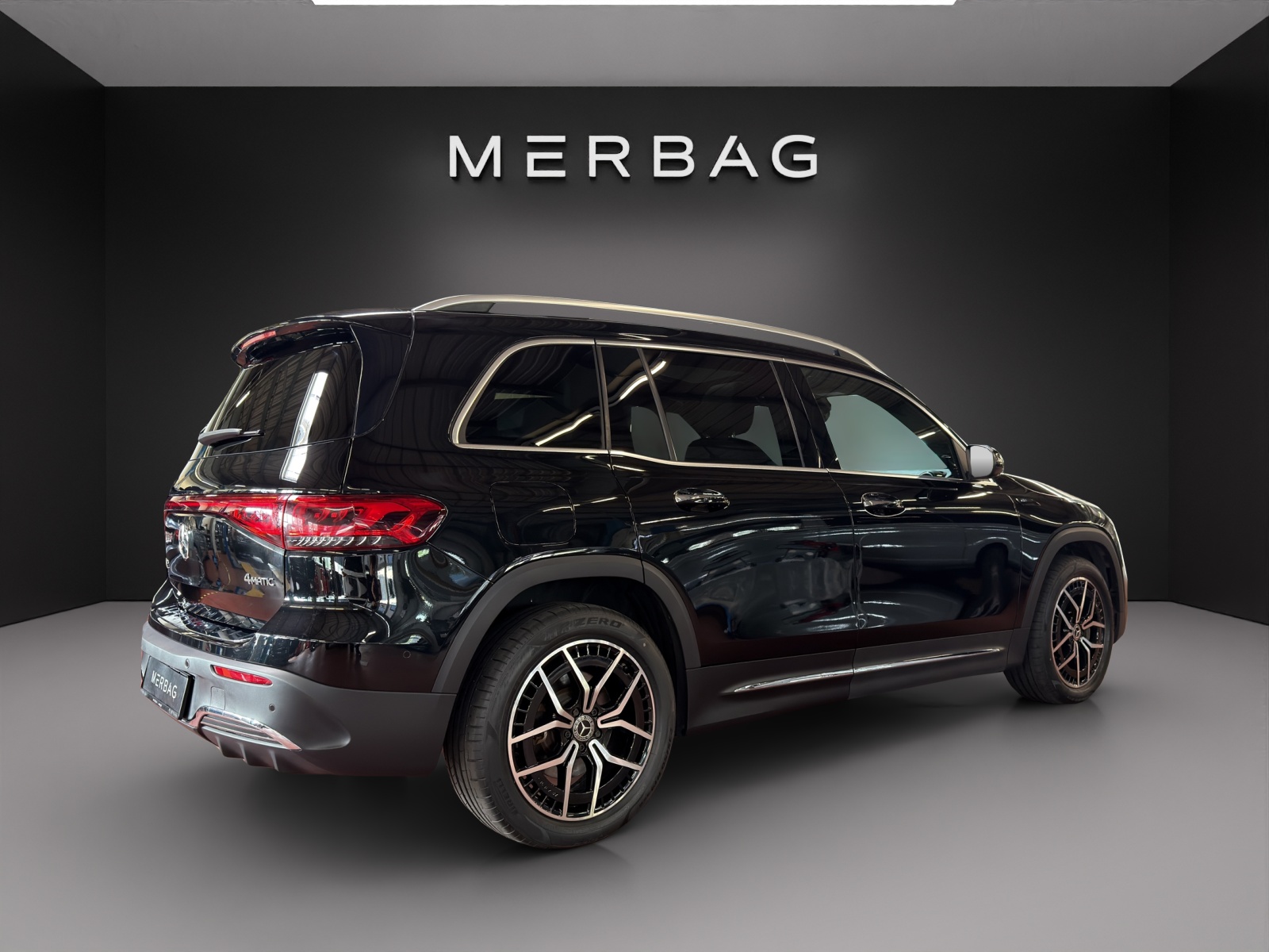 MERCEDES-BENZ EQB 350 AMG Line 4Matic-image-11