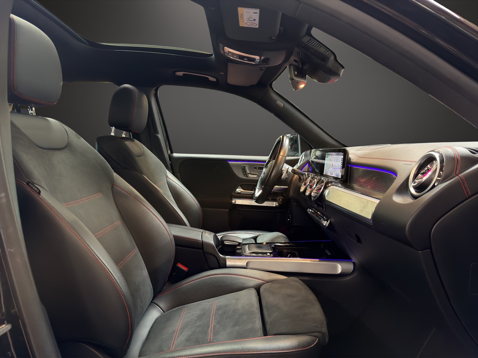 MERCEDES-BENZ EQB 350 AMG Line 4Matic-image-6