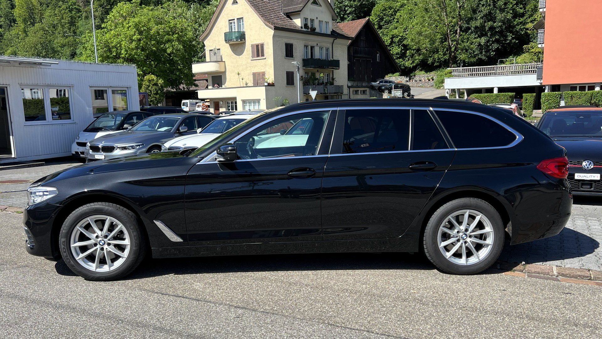 BMW 520d xDrive Touring Steptronic-image-1