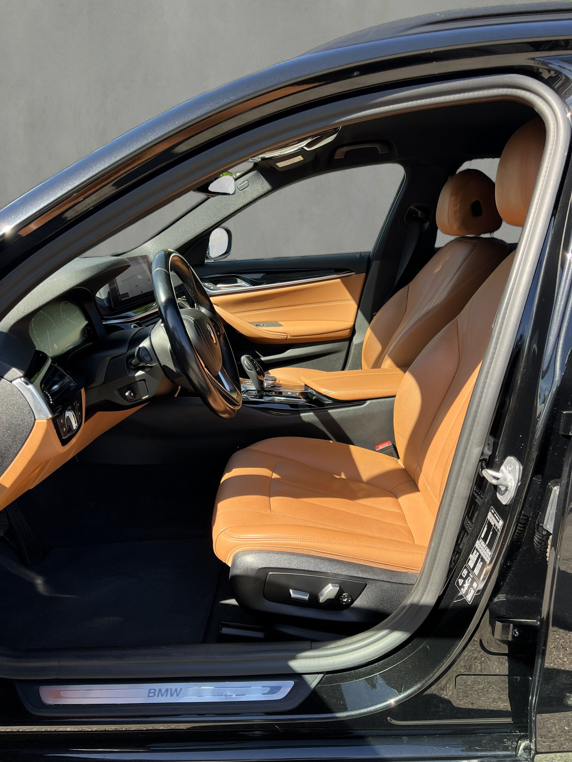 BMW 520d xDrive Touring Steptronic-image-19