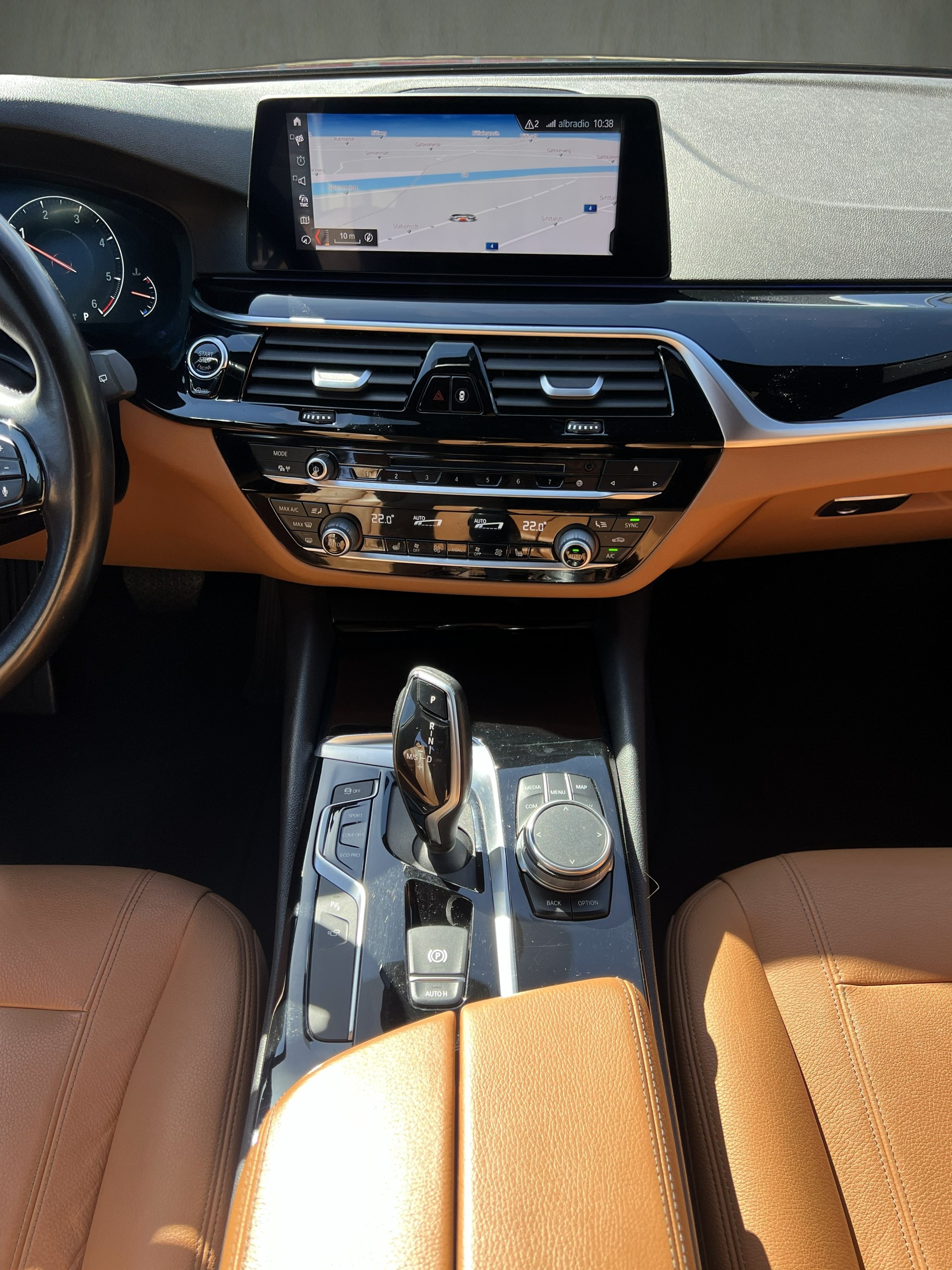 BMW 520d xDrive Touring Steptronic-image-23