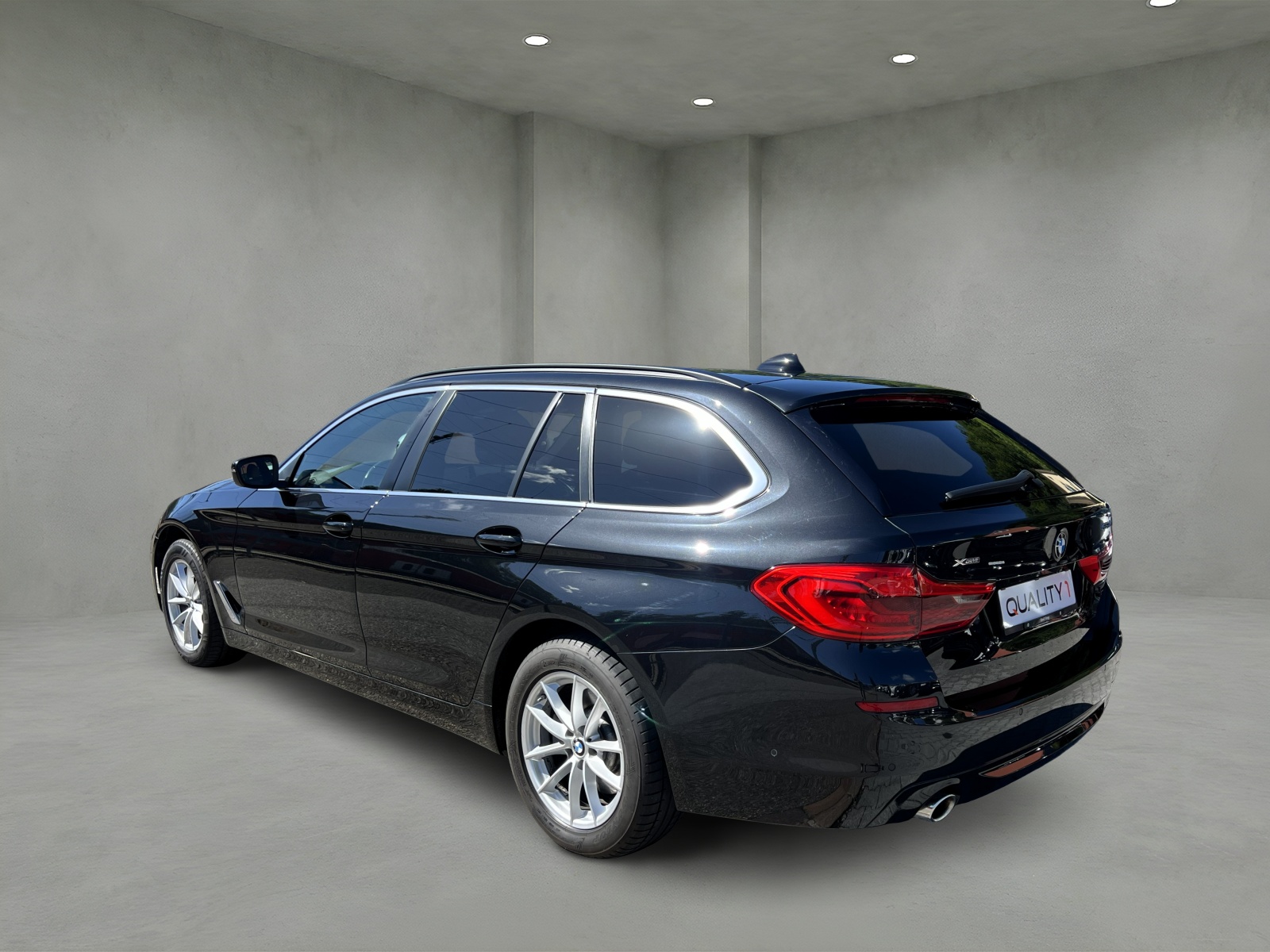 BMW 520d xDrive Touring Steptronic-image-2