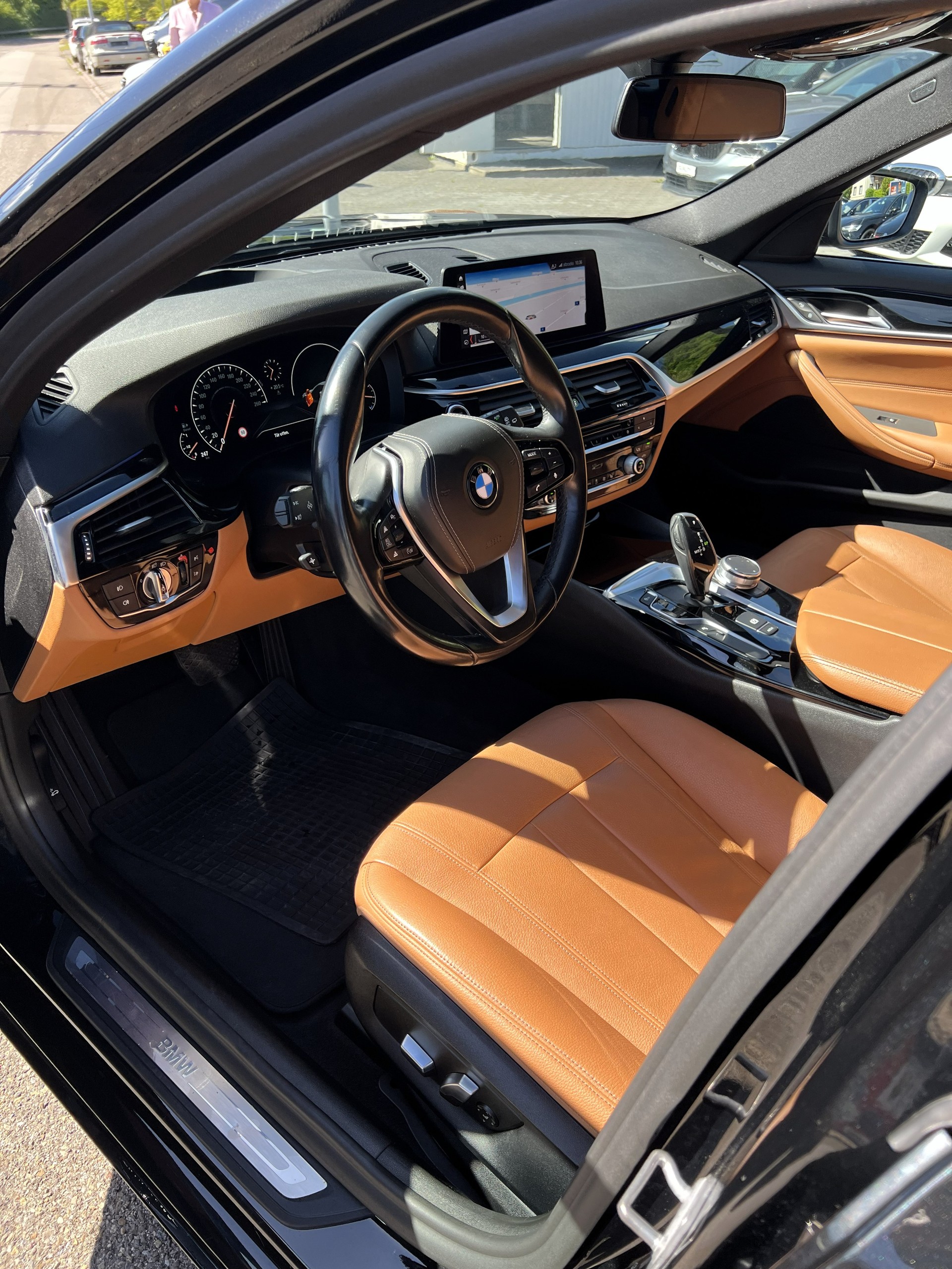 BMW 520d xDrive Touring Steptronic-image-16