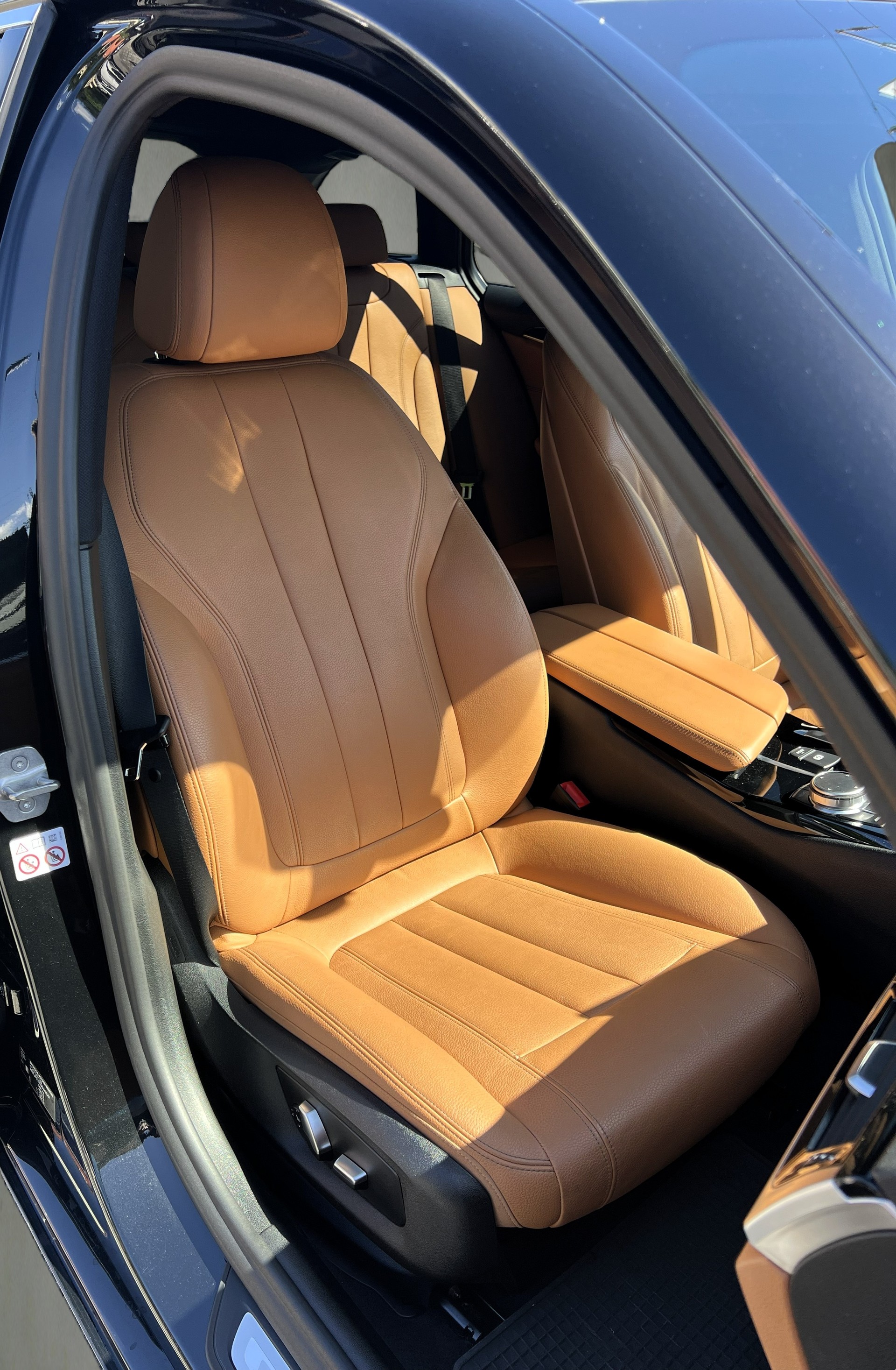 BMW 520d xDrive Touring Steptronic-image-15