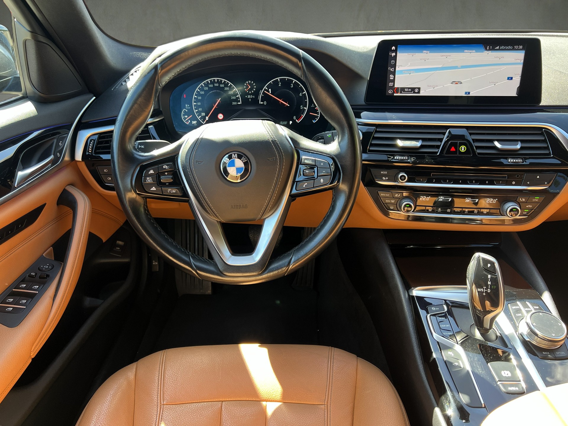 BMW 520d xDrive Touring Steptronic-image-25