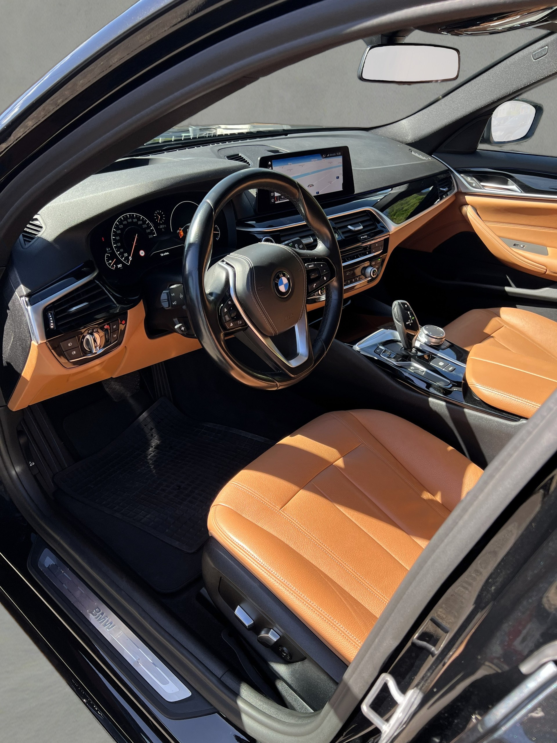 BMW 520d xDrive Touring Steptronic-image-16
