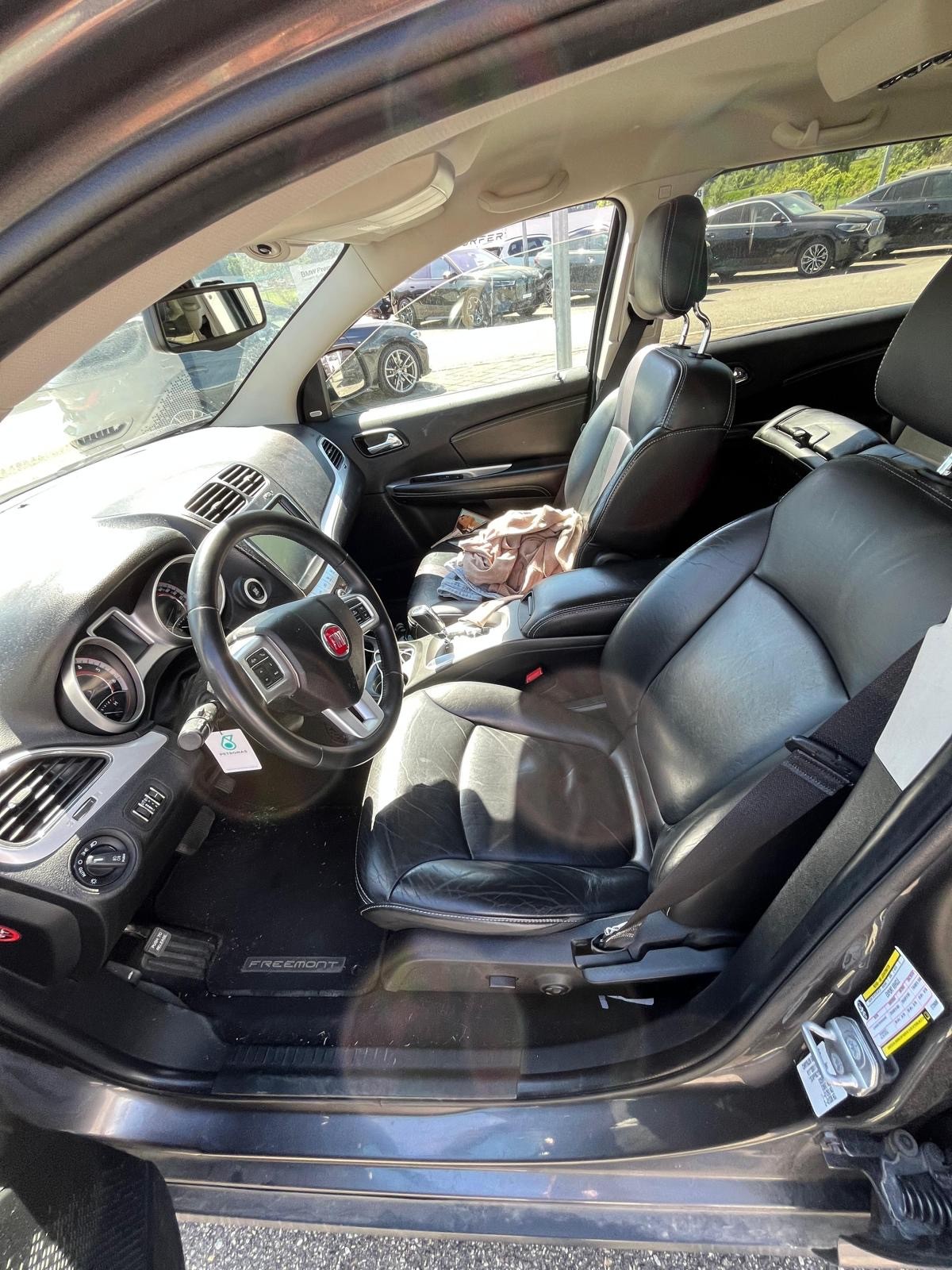 FIAT Freemont 2.0 MJ Lounge AWD Automat-image-1