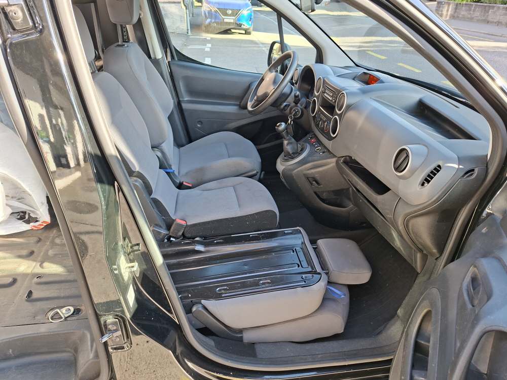 PEUGEOT Partner Kaw. L1 1.6 98 Urban-image-15