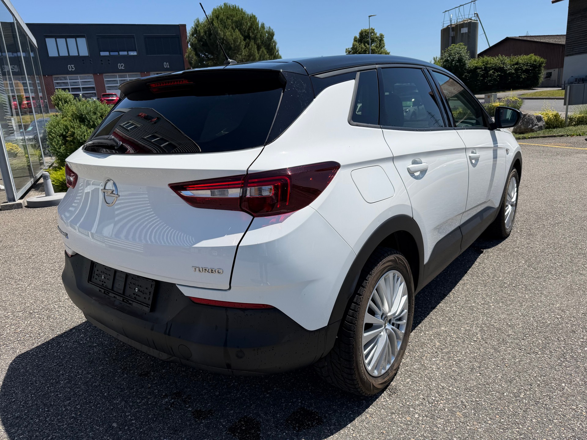 OPEL Grandland X 1.2i TP Excellence Automatik-image-3