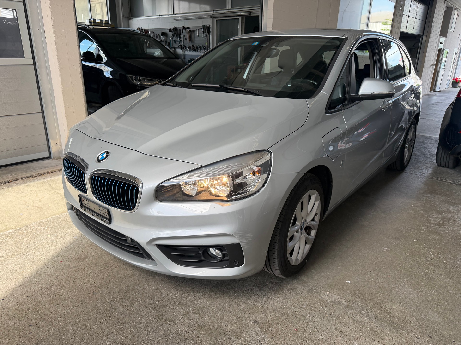 BMW 225xe iPerformance Active Tourer Sport Line Aut.-image-1