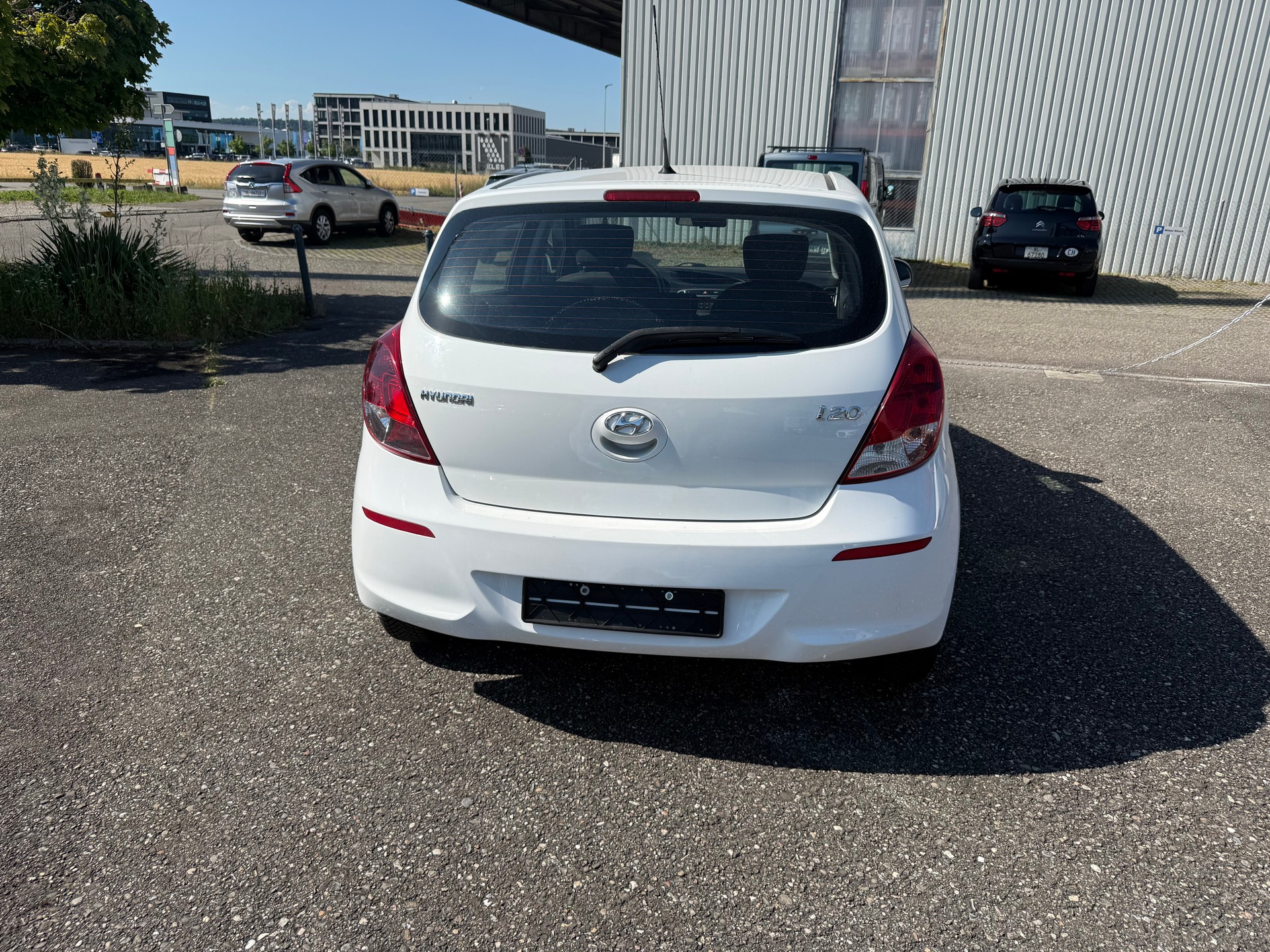HYUNDAI i20 1.4 Premium Automatic-image-5