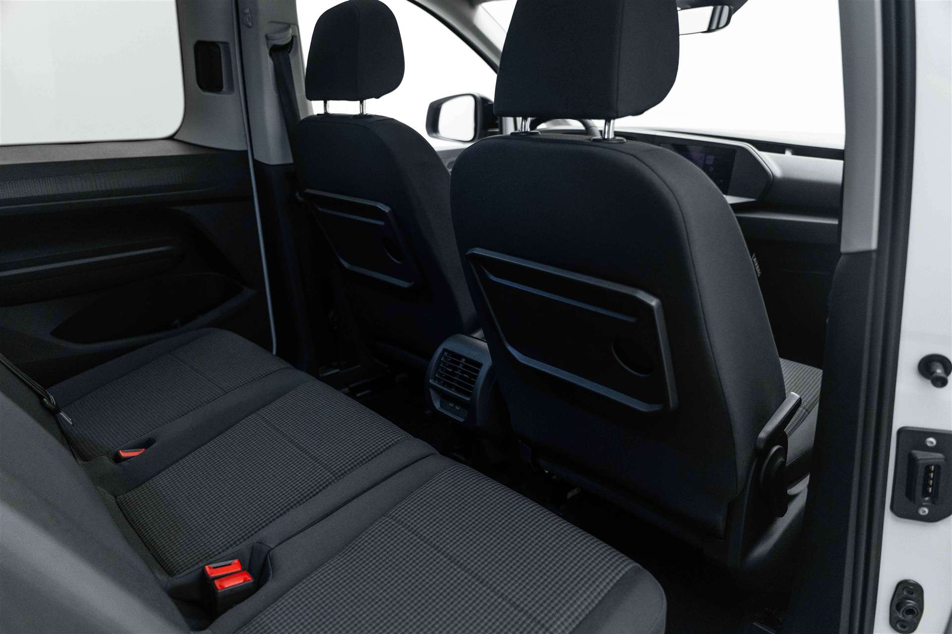VW Caddy Maxi 2.0 TDi 4Motion 7-Plätzer NEW-image-14
