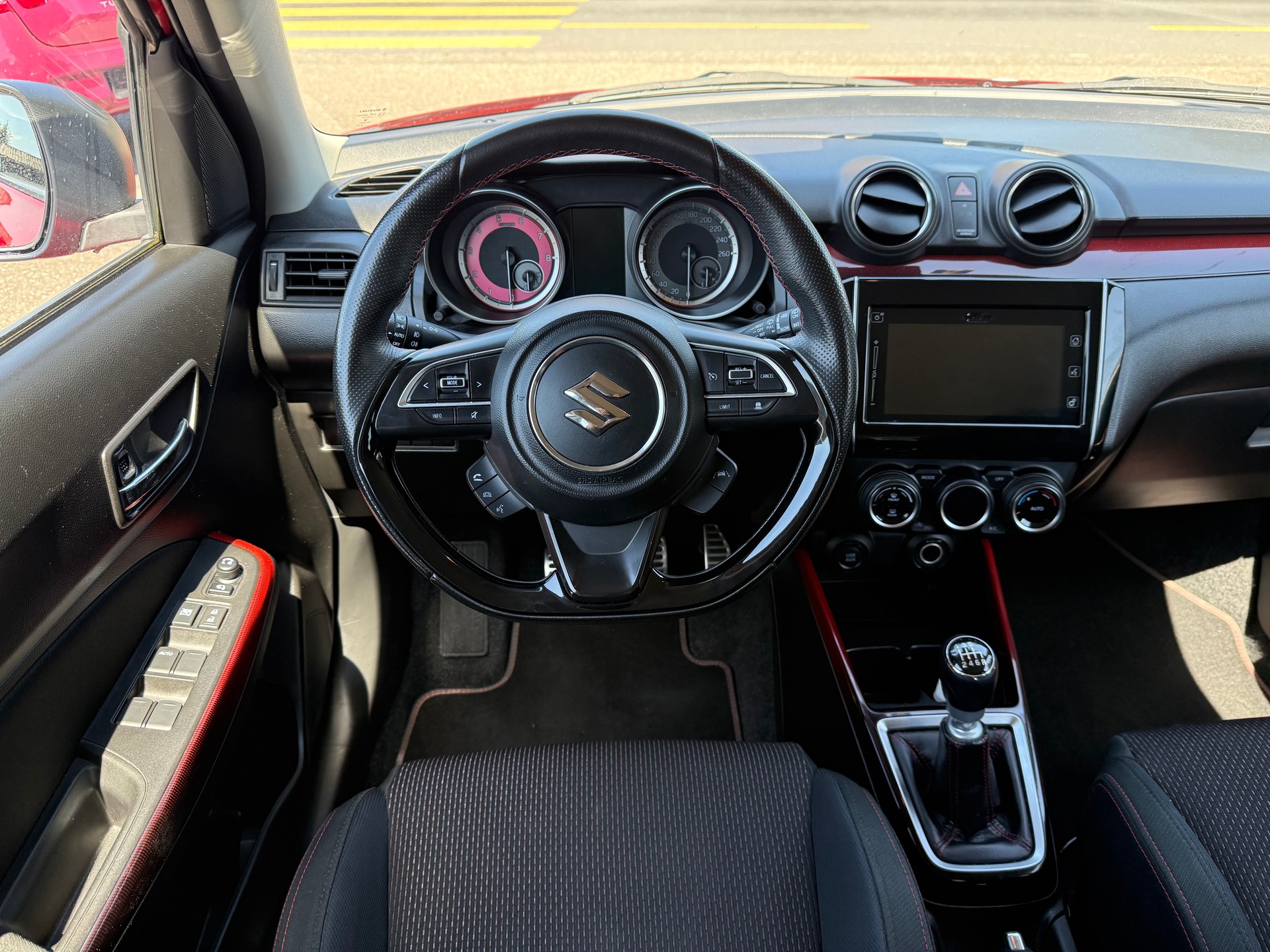 SUZUKI Swift Sport 1.4i 16V Compact Top-image-12