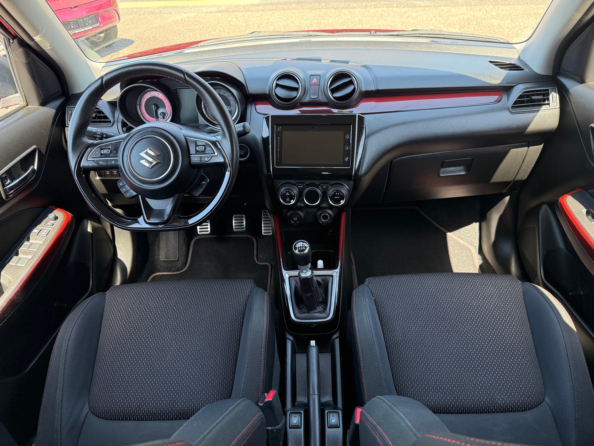SUZUKI Swift Sport 1.4i 16V Compact Top-image-11