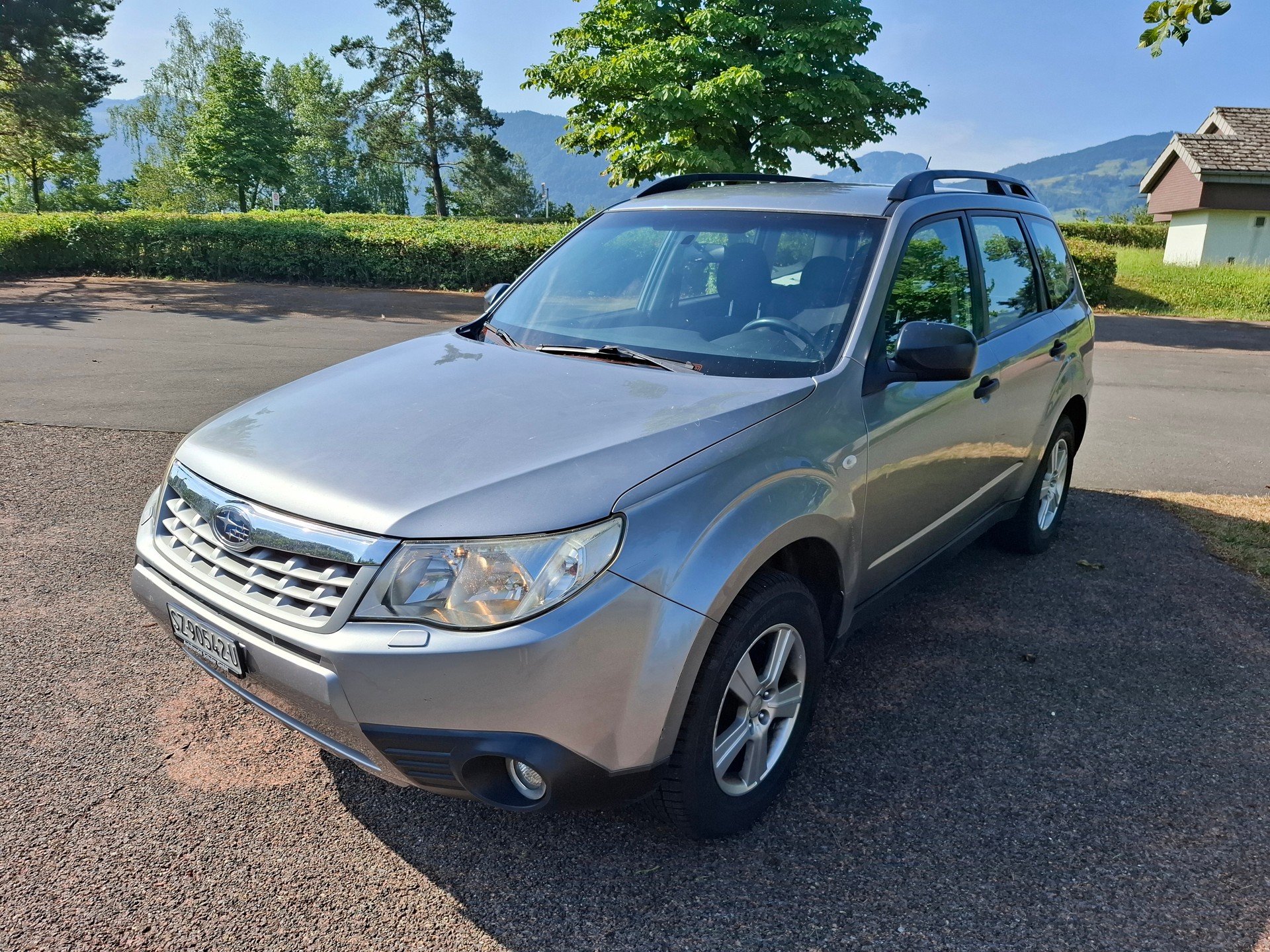 SUBARU Forester 2.0X Swiss-image-2