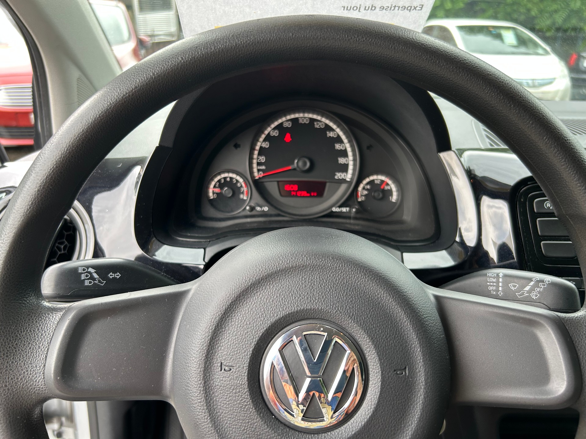 VW Up 1.0 BMT move up-image-13