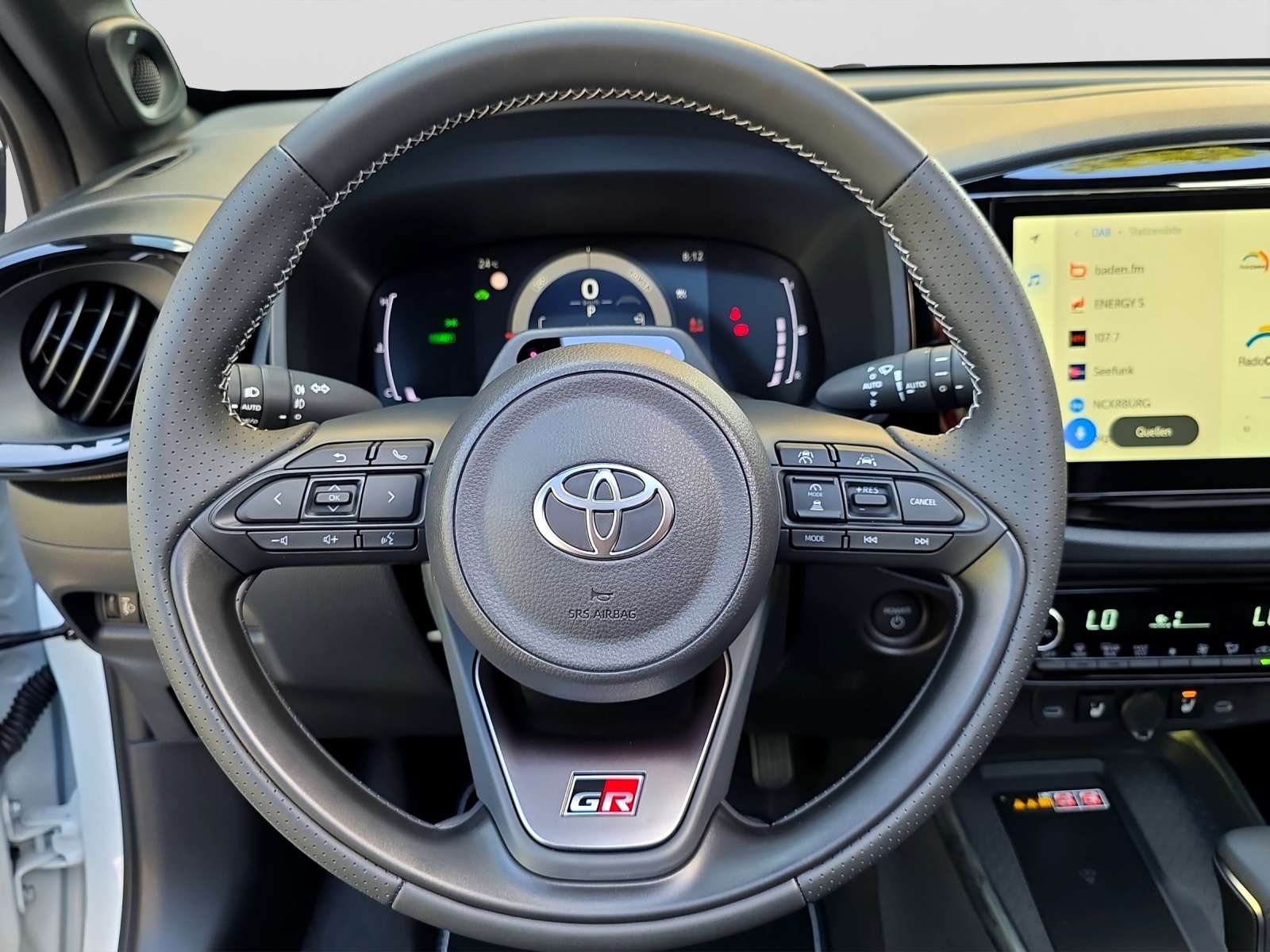 TOYOTA Aygo X 1.5 VVT-i HSD GR Sport-image-9
