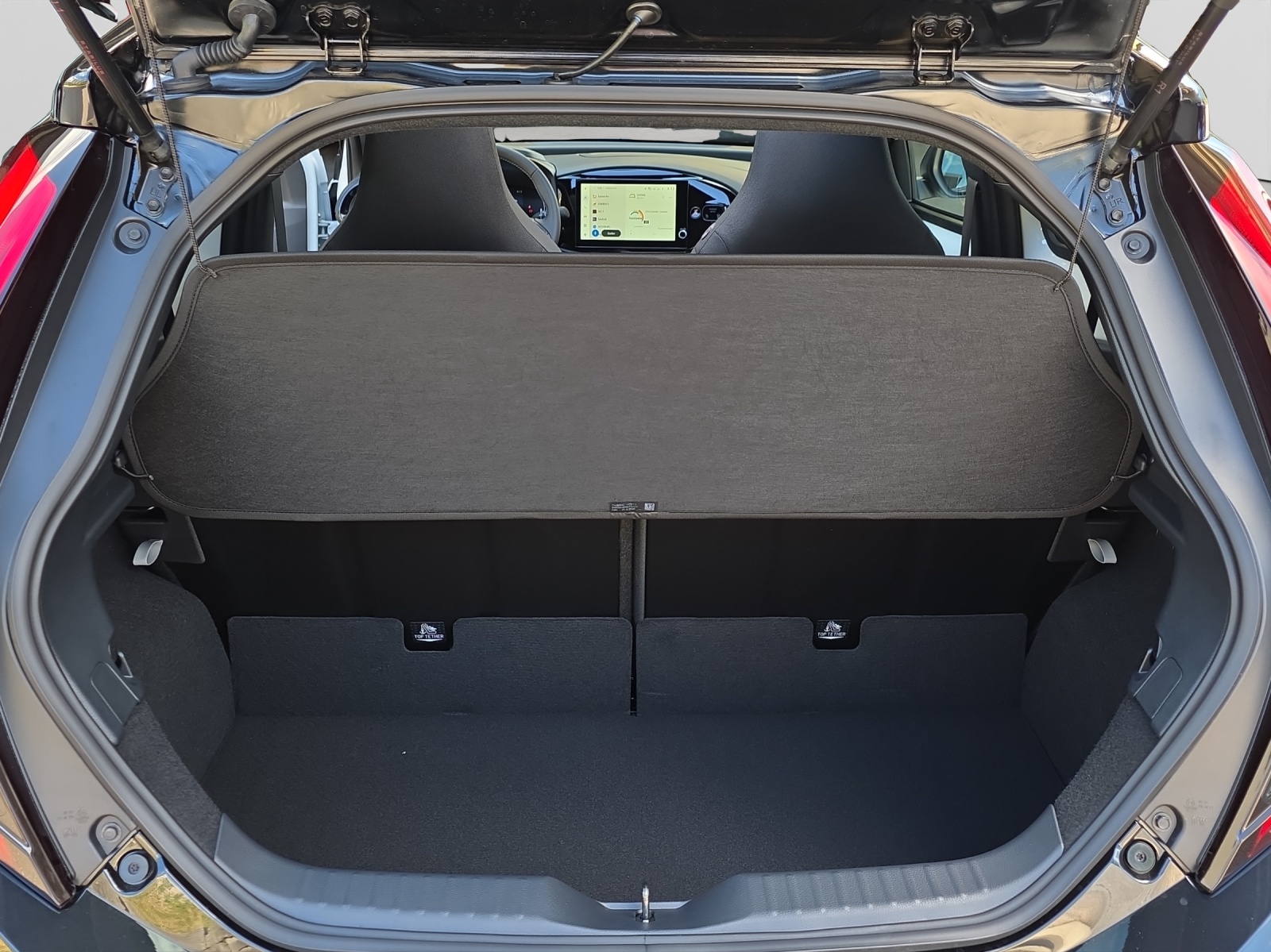 TOYOTA Aygo X 1.5 VVT-i HSD GR Sport-image-12