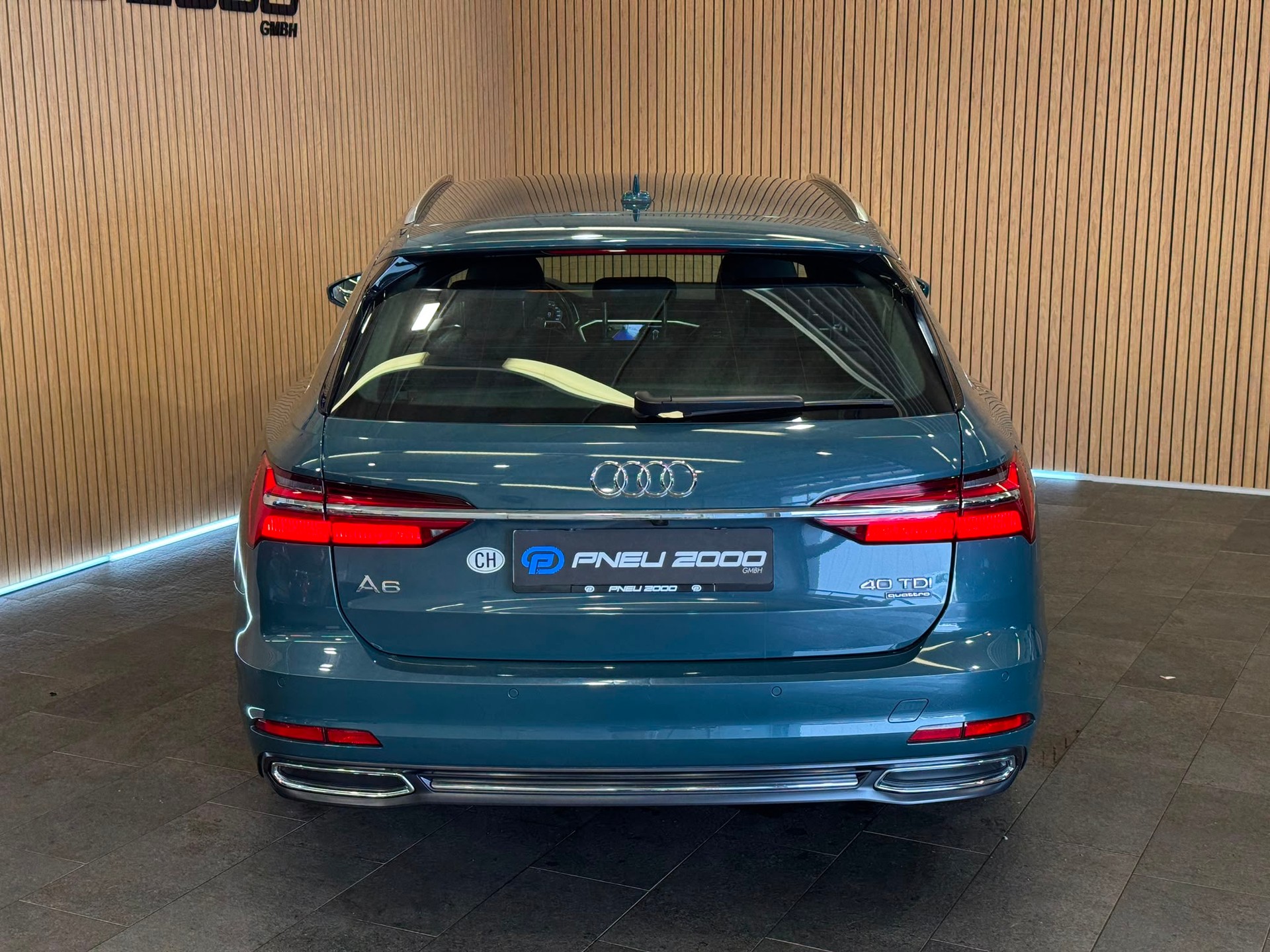 AUDI A6 Avant 40 TDI Design quattro S-tronic-image-5