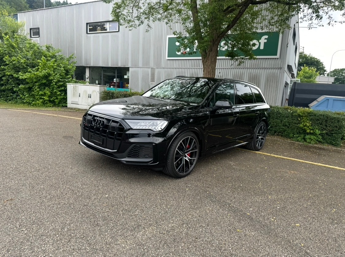 AUDI SQ7 TFSI quattro tiptronic-image-1