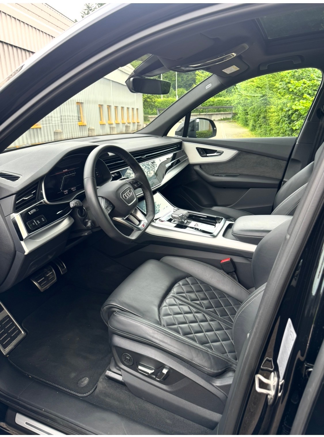 AUDI SQ7 TFSI quattro tiptronic-image-5