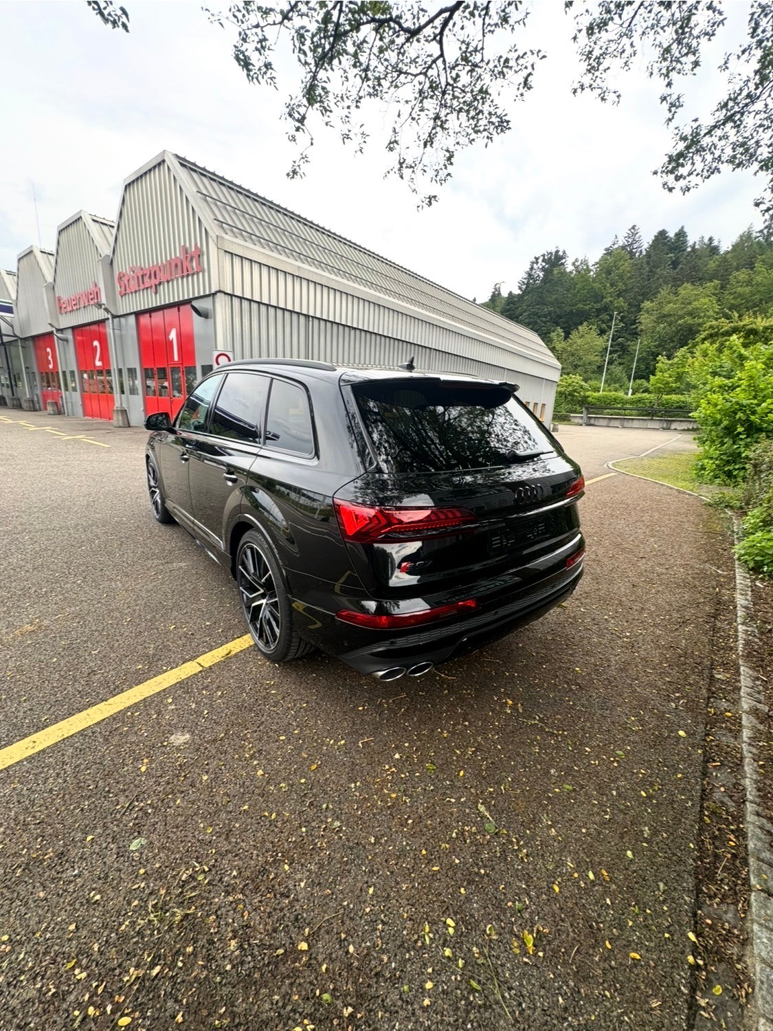 AUDI SQ7 TFSI quattro tiptronic-image-4