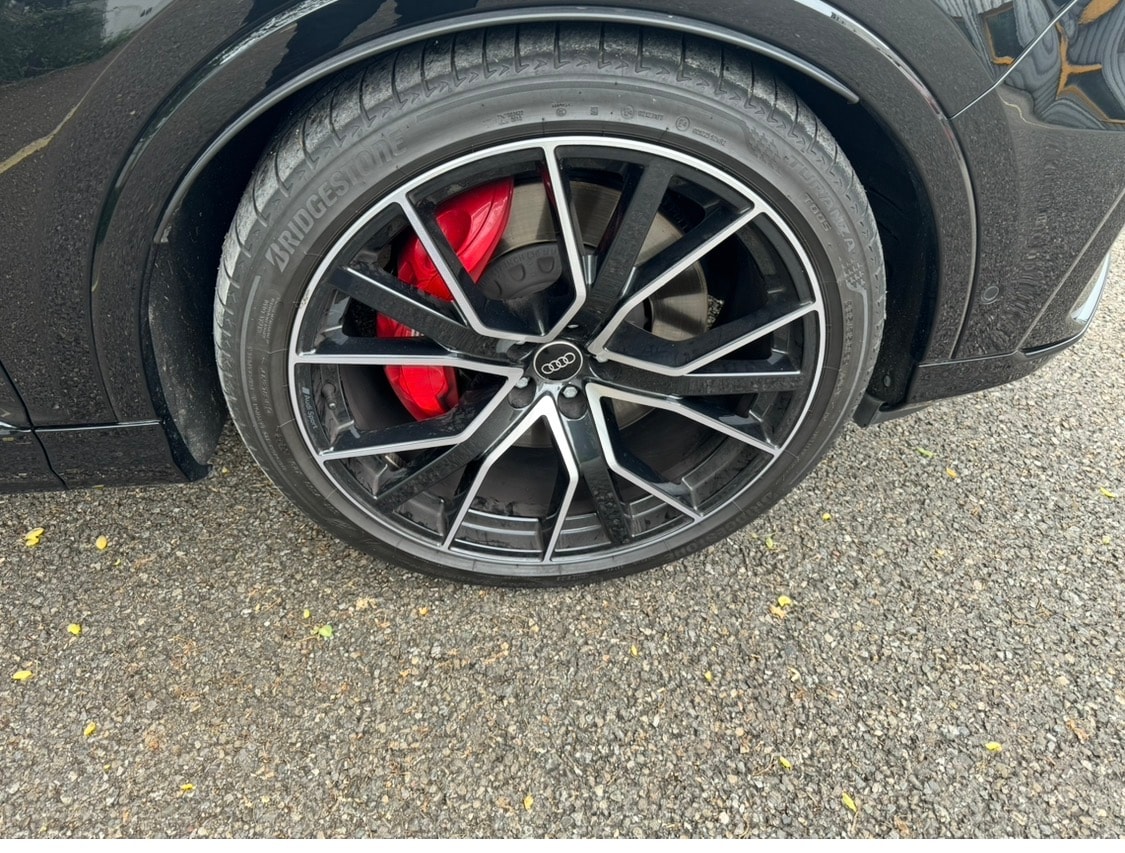AUDI SQ7 TFSI quattro tiptronic-image-12