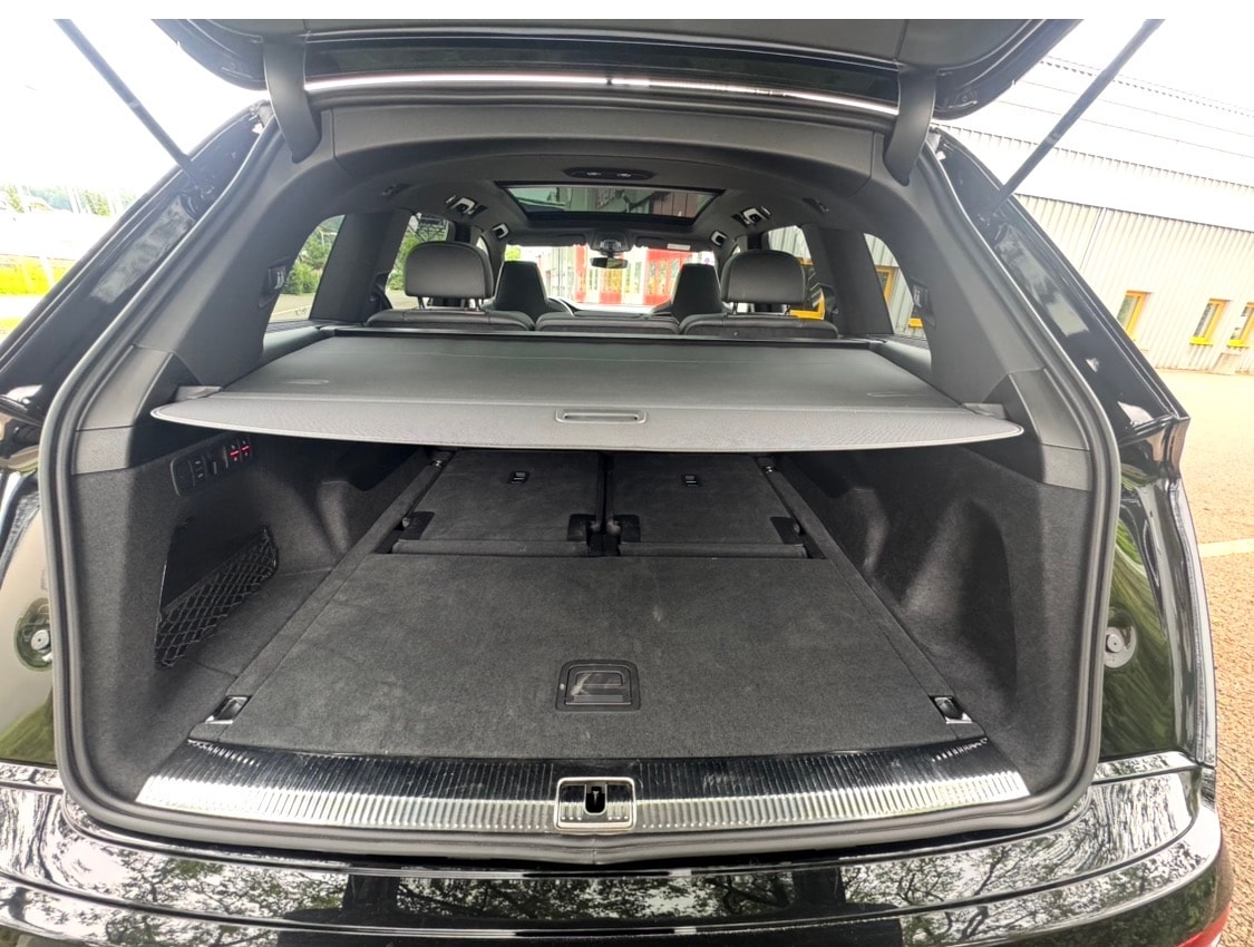 AUDI SQ7 TFSI quattro tiptronic-image-7