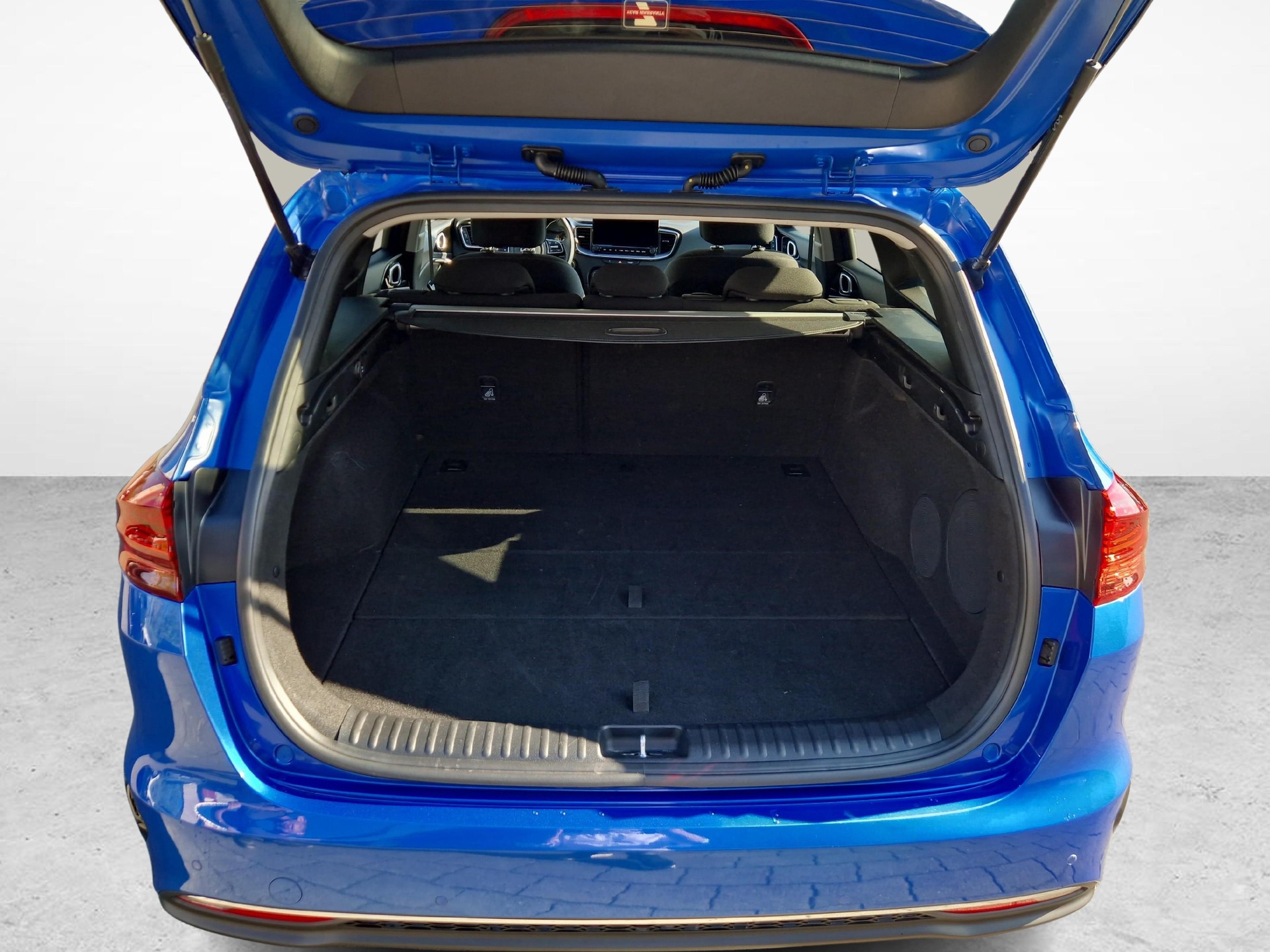 KIA Ceed SW 1.5 T-GDi MHEV Power-image-11