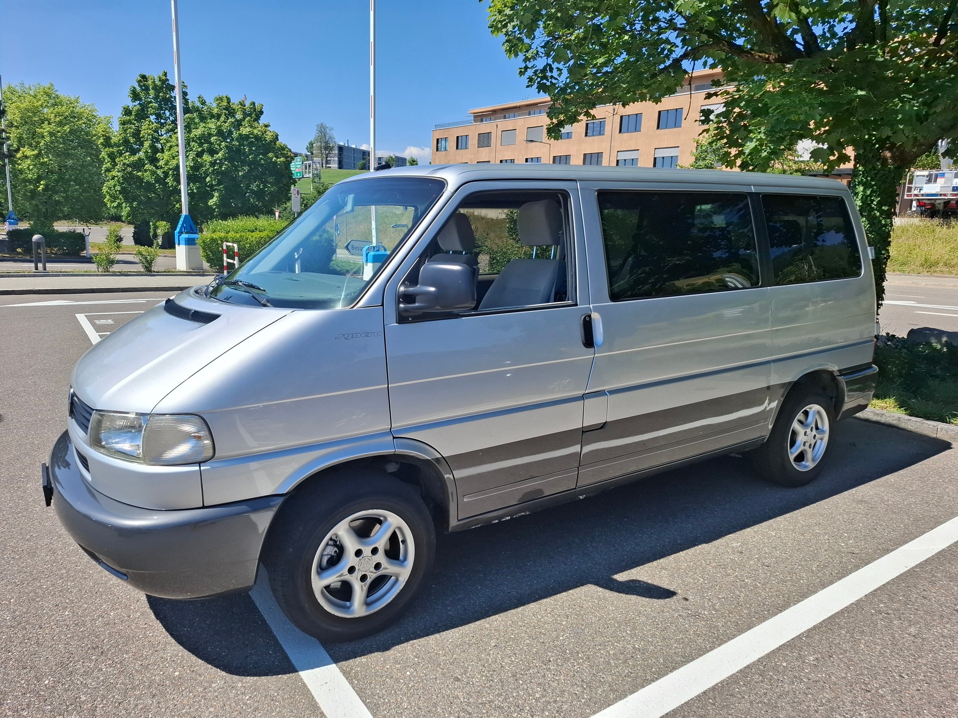 VW Caravelle Syncro-image-2