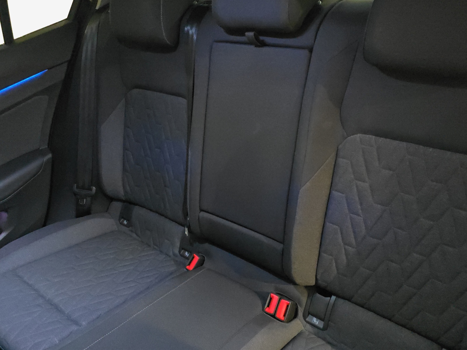 VW Golf 1.5 e TSI mHEV Life DSG-image-11