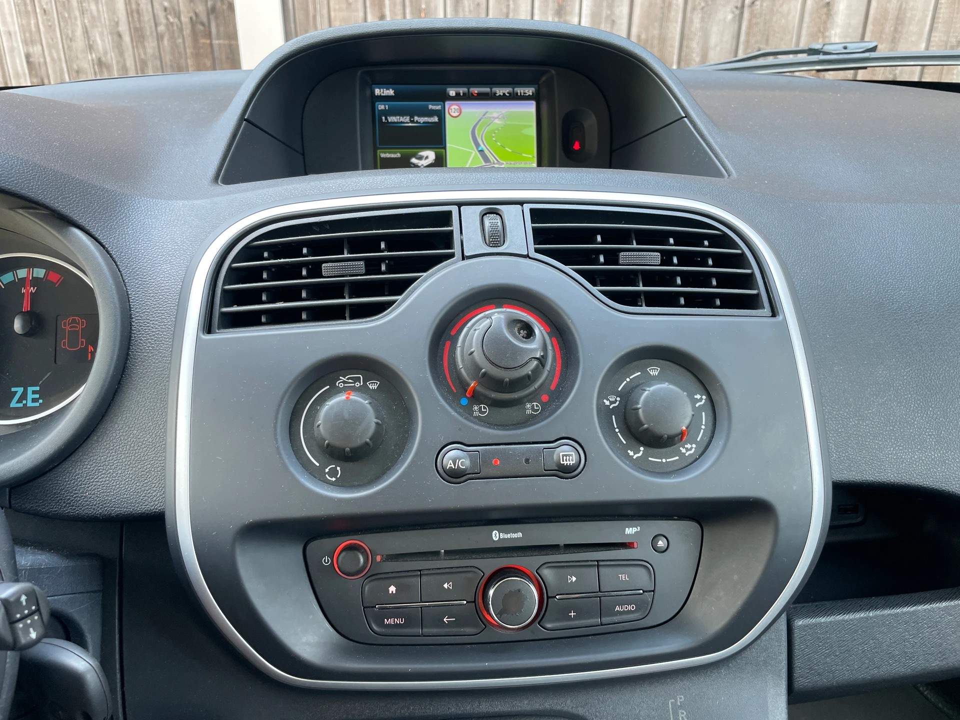 RENAULT Kangoo Maxi Z.E. 33 R60 1x Rollstuhlplatz-image-20