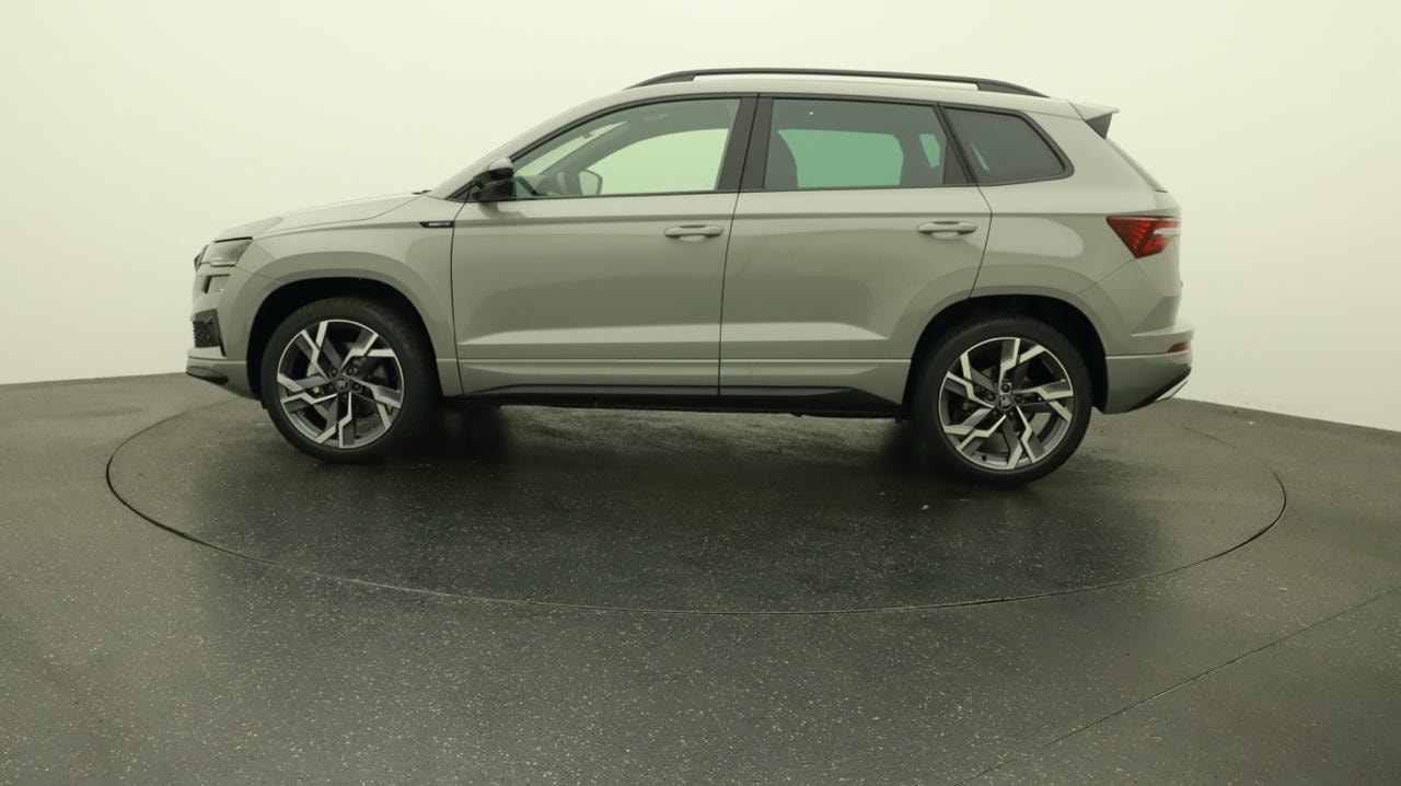 SKODA Karoq 2.0 TSI SportLine 4x4 DSG-image-1
